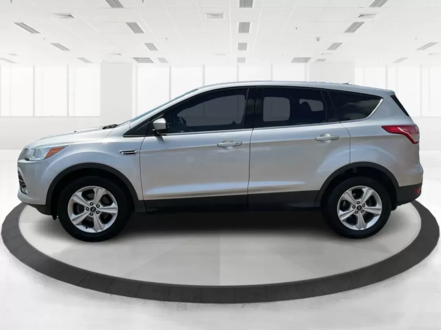 2014 Ford Escape SE (1FMCU0GX6EU) with an Other engine, located at 4508 South Dixie Dr, Moraine, OH, 45439, (937) 908-9800, 39.689976, -84.218452 - Are you searching for the perfect vehicle to accompany your adventures, whether it's for a growing family or weekend getaways? Look no further! At Advantage Car and Credit in Fairborn, OH, we proudly present a stunning **2014 Ford Escape SE** that combines style, comfort, and versatility-all at an u - Photo#5