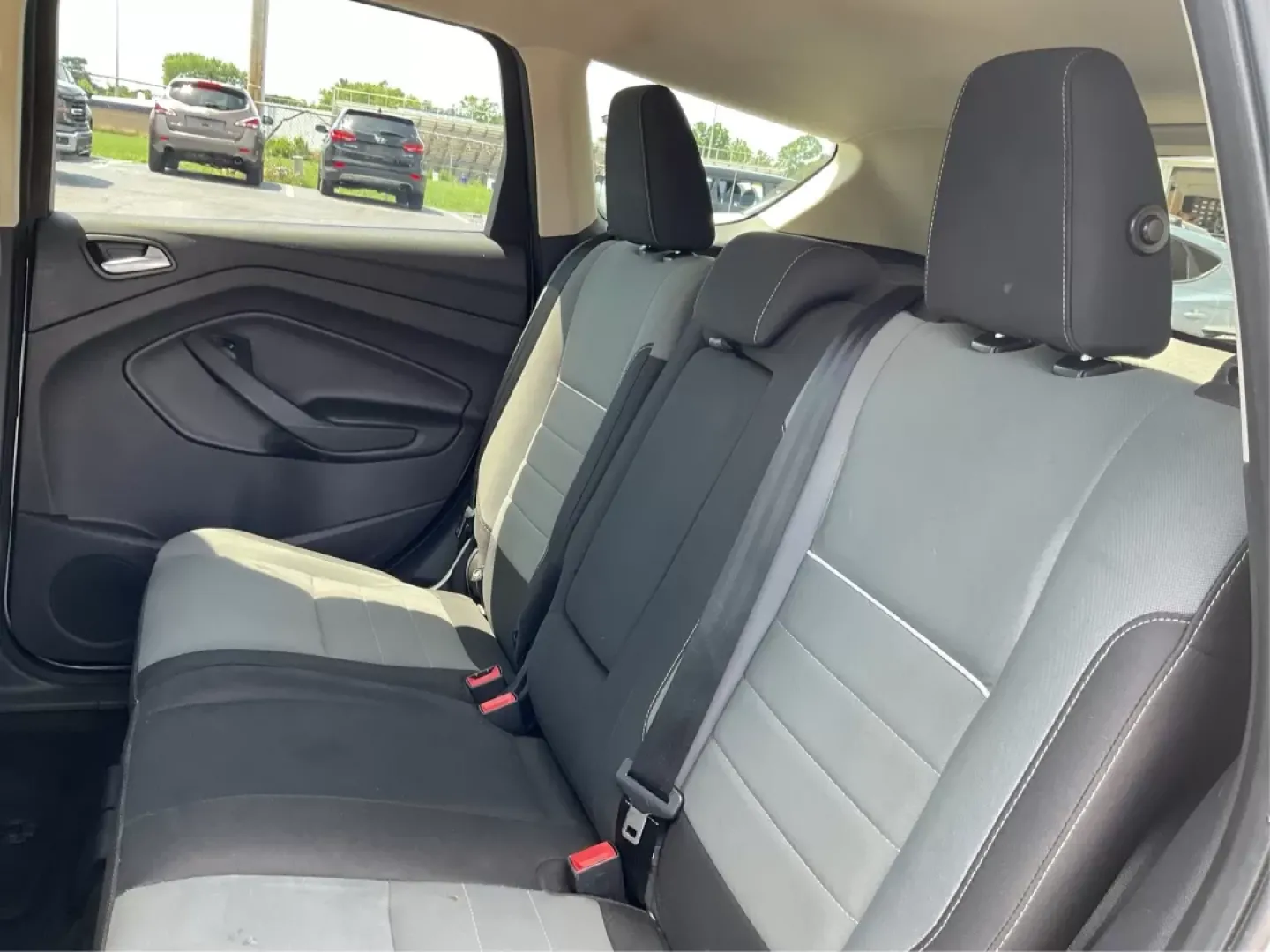 2014 Ford Escape SE (1FMCU0GX6EU) with an Other engine, located at 4508 South Dixie Dr, Moraine, OH, 45439, (937) 908-9800, 39.689976, -84.218452 - Are you searching for the perfect vehicle to accompany your adventures, whether it's for a growing family or weekend getaways? Look no further! At Advantage Car and Credit in Fairborn, OH, we proudly present a stunning **2014 Ford Escape SE** that combines style, comfort, and versatility-all at an u - Photo#10