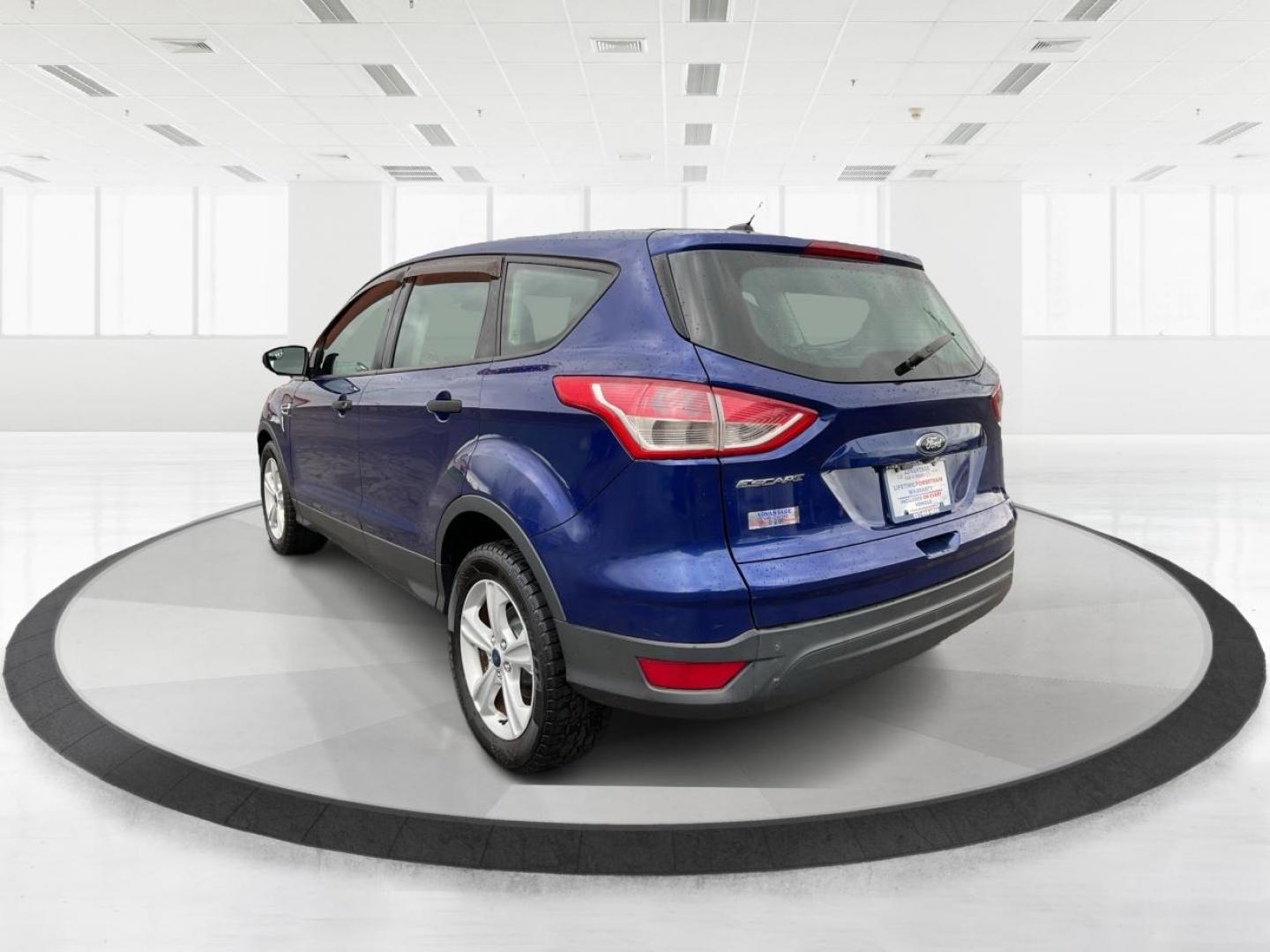2014 Ford Escape S FWD (1FMCU0F71EU) with an 2.5L L4 DOHC 16V engine, 6-Speed Automatic transmission, located at 1099 N County Rd 25A, Troy, OH, 45373, (937) 908-9800, 40.057079, -84.212883 - 2014 Ford Escape S FWD - Photo#4
