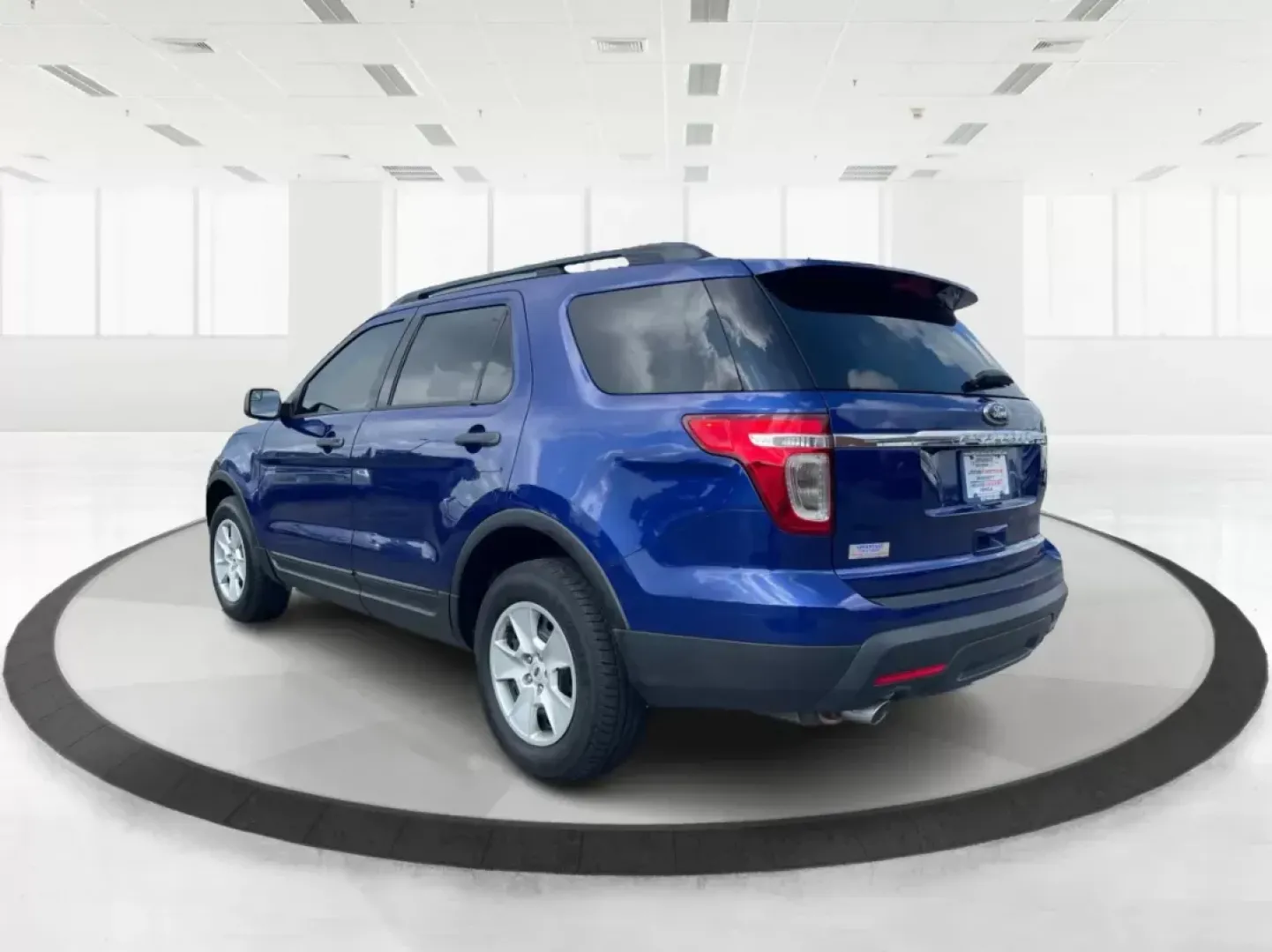 2014 Ford Explorer Base (1FM5K8B84EG) with an Other engine, located at 1951 S Dayton Lakeview Rd., New Carlisle, OH, 45344, (937) 908-9800, 39.890999, -84.050255 - Unleash your adventurous spirit with the 2014 Ford Explorer, an SUV that's not just a vehicle, but a gateway to unforgettable road trips and family memories. Whether you're navigating through Fairborn, OH, or embarking on a weekend getaway, this Explorer is equipped to handle it all. With ample spac - Photo#4