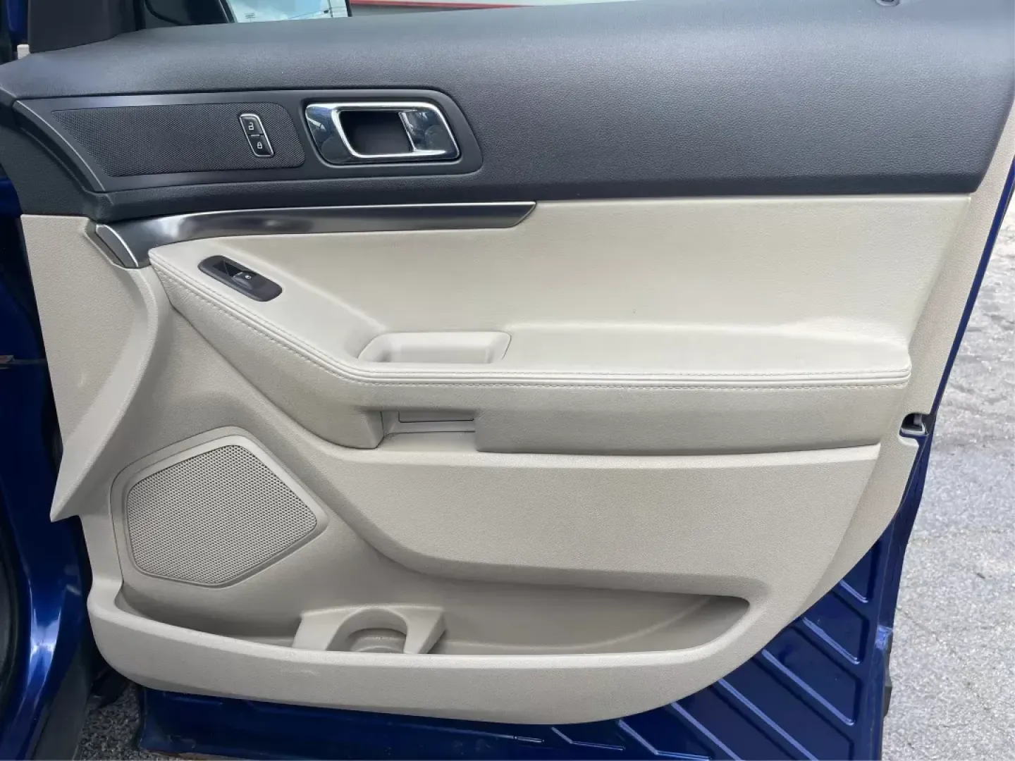 2014 Ford Explorer Base (1FM5K8B84EG) with an Other engine, located at 1951 S Dayton Lakeview Rd., New Carlisle, OH, 45344, (937) 908-9800, 39.890999, -84.050255 - Unleash your adventurous spirit with the 2014 Ford Explorer, an SUV that's not just a vehicle, but a gateway to unforgettable road trips and family memories. Whether you're navigating through Fairborn, OH, or embarking on a weekend getaway, this Explorer is equipped to handle it all. With ample spac - Photo#18