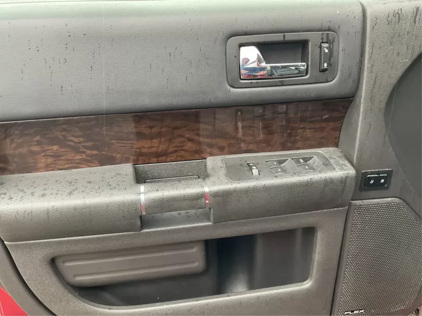 2014 Ford Flex Limited (2FMHK6DTXEB) with an EcoBoost 3.5L V-6 gasoline direct injection engine, located at 4508 South Dixie Dr, Moraine, OH, 45439, (937) 908-9800, 39.689976, -84.218452 - Third Row - Photo#18