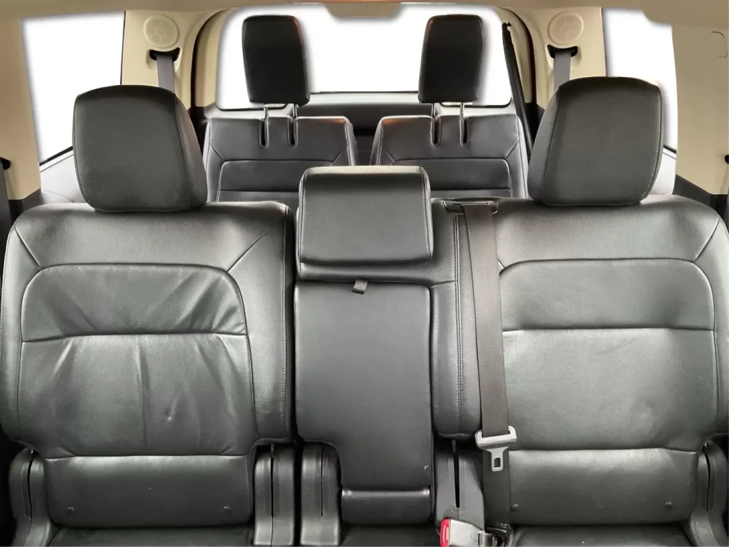 2014 Ford Flex Limited (2FMHK6DTXEB) with an EcoBoost 3.5L V-6 gasoline direct injection engine, located at 4508 South Dixie Dr, Moraine, OH, 45439, (937) 908-9800, 39.689976, -84.218452 - **Discover Your Next Adventure with the 2014 Ford Flex Limited at Advantage Car and Credit in Fairborn, OH!**<br /> <br /> Are you ready to elevate your lifestyle with a vehicle that perfectly balances comfort and capability? The 2014 Ford Flex Limited is the ultimate crossover, designed for familie - Photo#14