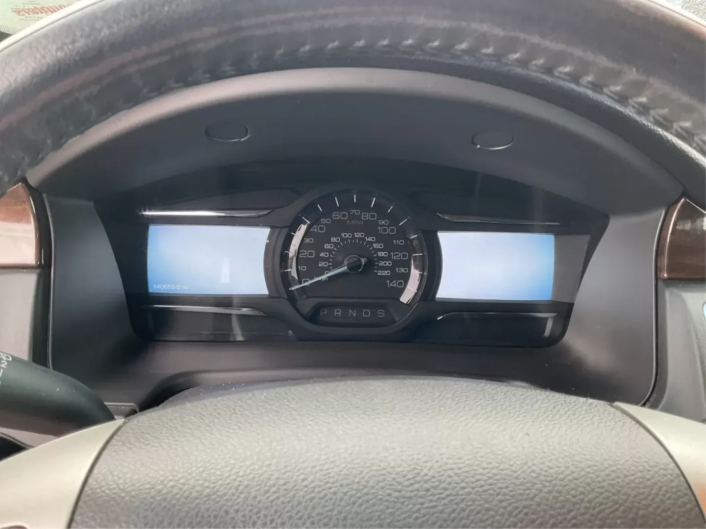 2014 Ford Flex Limited (2FMHK6DTXEB) with an EcoBoost 3.5L V-6 gasoline direct injection engine, located at 4508 South Dixie Dr, Moraine, OH, 45439, (937) 908-9800, 39.689976, -84.218452 - **Discover Your Next Adventure with the 2014 Ford Flex Limited at Advantage Car and Credit in Fairborn, OH!**<br /> <br /> Are you ready to elevate your lifestyle with a vehicle that perfectly balances comfort and capability? The 2014 Ford Flex Limited is the ultimate crossover, designed for familie - Photo#15