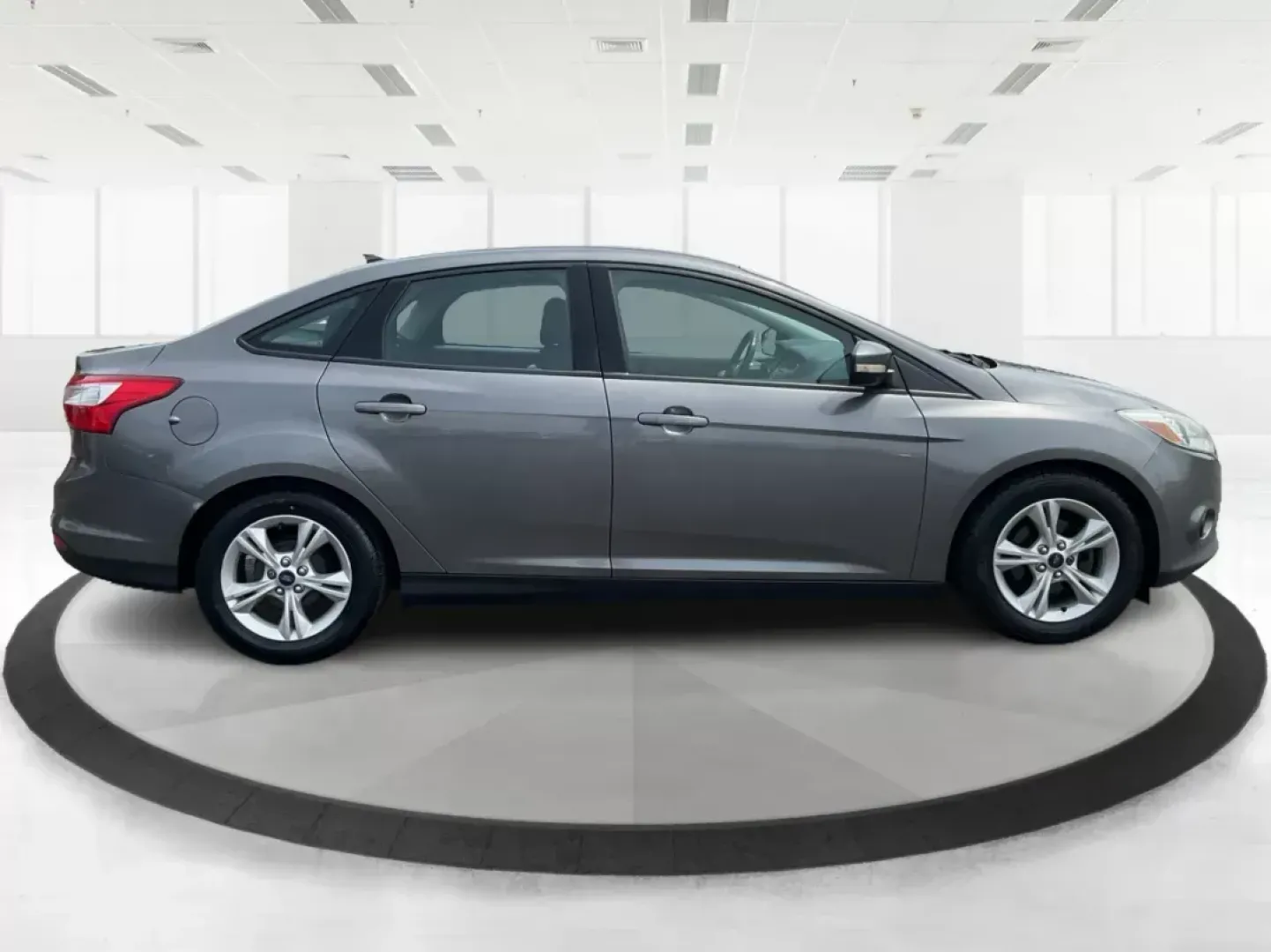 2014 Ford Focus SE (1FADP3F21EL) with an 2L I-4 gasoline direct injection engine, located at 1099 N County Rd 25A, Troy, OH, 45373, (937) 908-9800, 40.057079, -84.212883 - 2014 Ford Focus SE - Photo#1