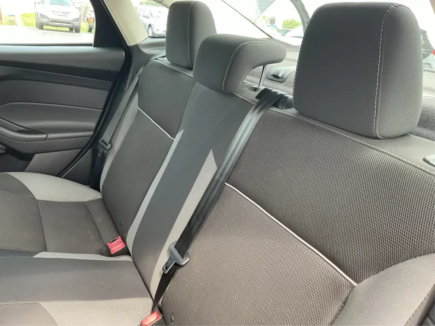 2014 Ford Focus SE (1FADP3F21EL) with an 2L I-4 gasoline direct injection engine, located at 1099 N County Rd 25A, Troy, OH, 45373, (937) 908-9800, 40.057079, -84.212883 - 2014 Ford Focus SE - Photo#9
