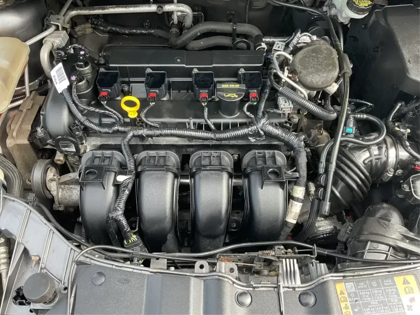2014 Ford Focus SE (1FADP3F21EL) with an 2L I-4 gasoline direct injection engine, located at 1099 N County Rd 25A, Troy, OH, 45373, (937) 908-9800, 40.057079, -84.212883 - 2014 Ford Focus SE - Photo#10