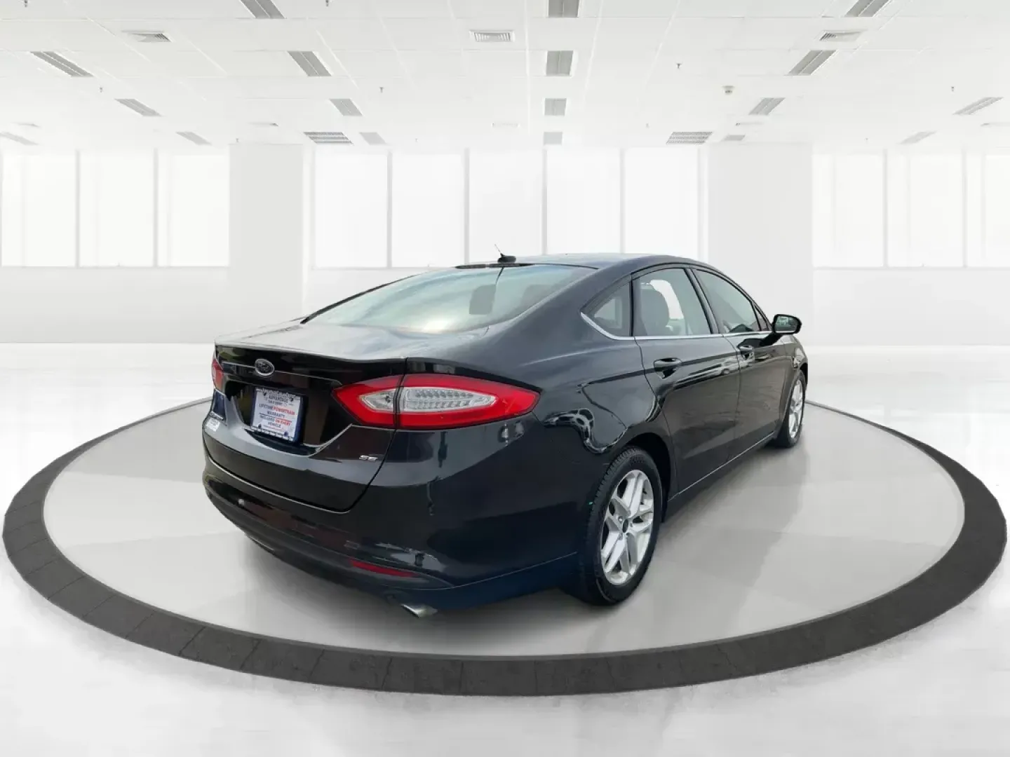 2014 Ford Fusion SE (3FA6P0H79ER) with an Duratec 2.5L I-4 DOHC engine, located at 1951 S Dayton Lakeview Rd., New Carlisle, OH, 45344, (937) 908-9800, 39.890999, -84.050255 - 2014 Ford Fusion SE - Photo#2