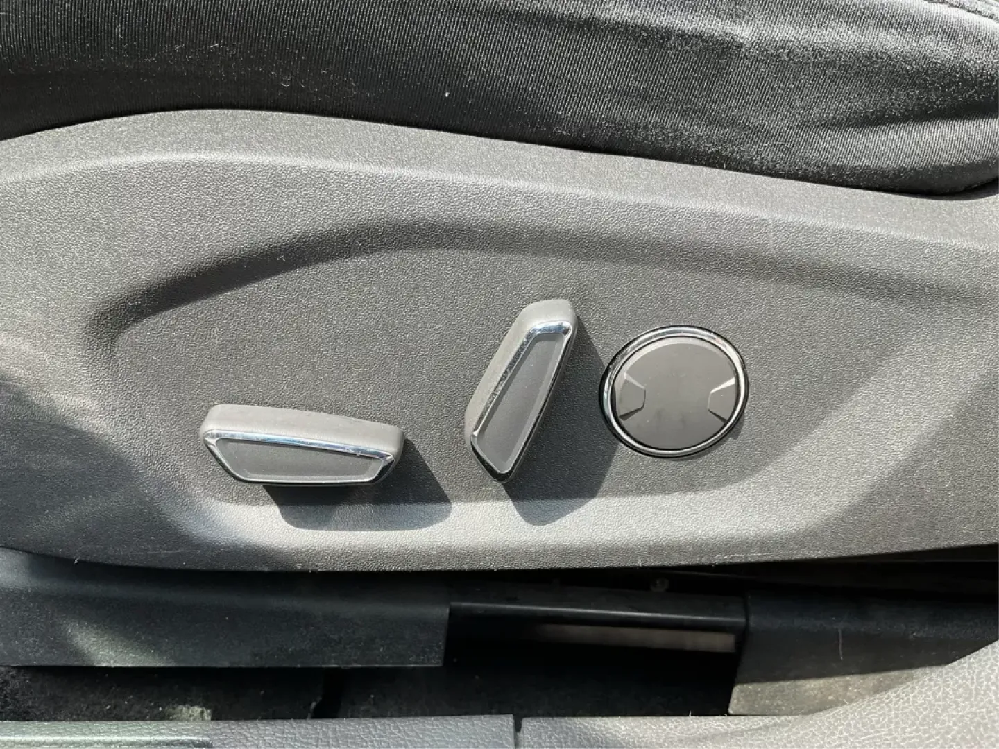 2014 Ford Fusion SE (3FA6P0H73ER) with an Other engine, located at 1099 N County Rd 25A, Troy, OH, 45373, (937) 908-9800, 40.057079, -84.212883 - 2014 Ford Fusion SE - Photo#17