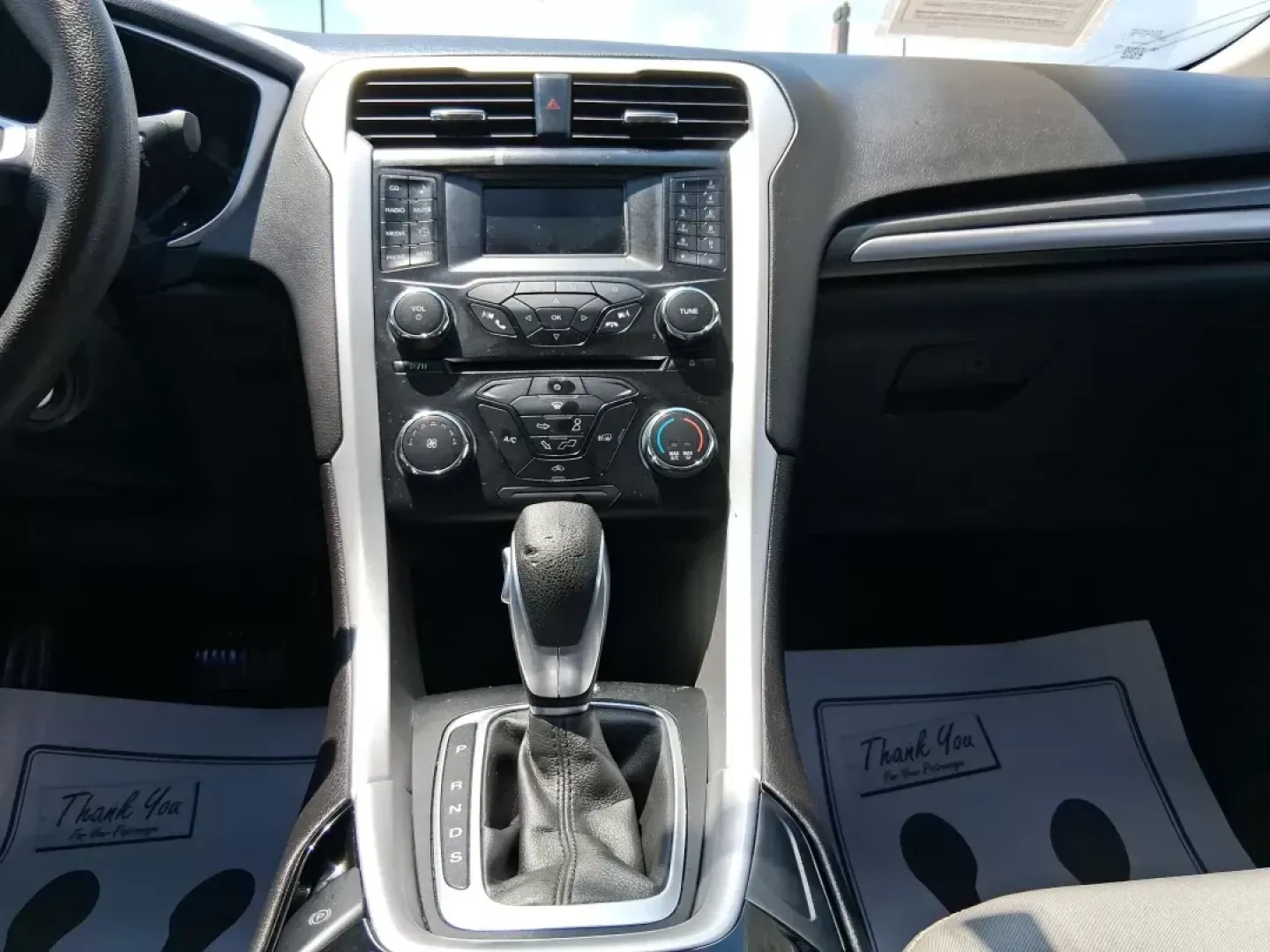 2014 Ford Fusion S (1FA6P0G70E5) with an Duratec 2.5L I-4 DOHC engine, located at 880 E. National Road, Vandalia, OH, 45377, (937) 908-9800, 39.891918, -84.183594 - **Elevate Your Daily Drive with the 2014 Ford Fusion S at Advantage Car and Credit**<br /> <br /> Imagine cruising through the scenic streets of Fairborn, OH, in a stylish and reliable sedan that fits seamlessly into your lifestyle. Whether you're commuting to work, running errands, or planning a we - Photo#12