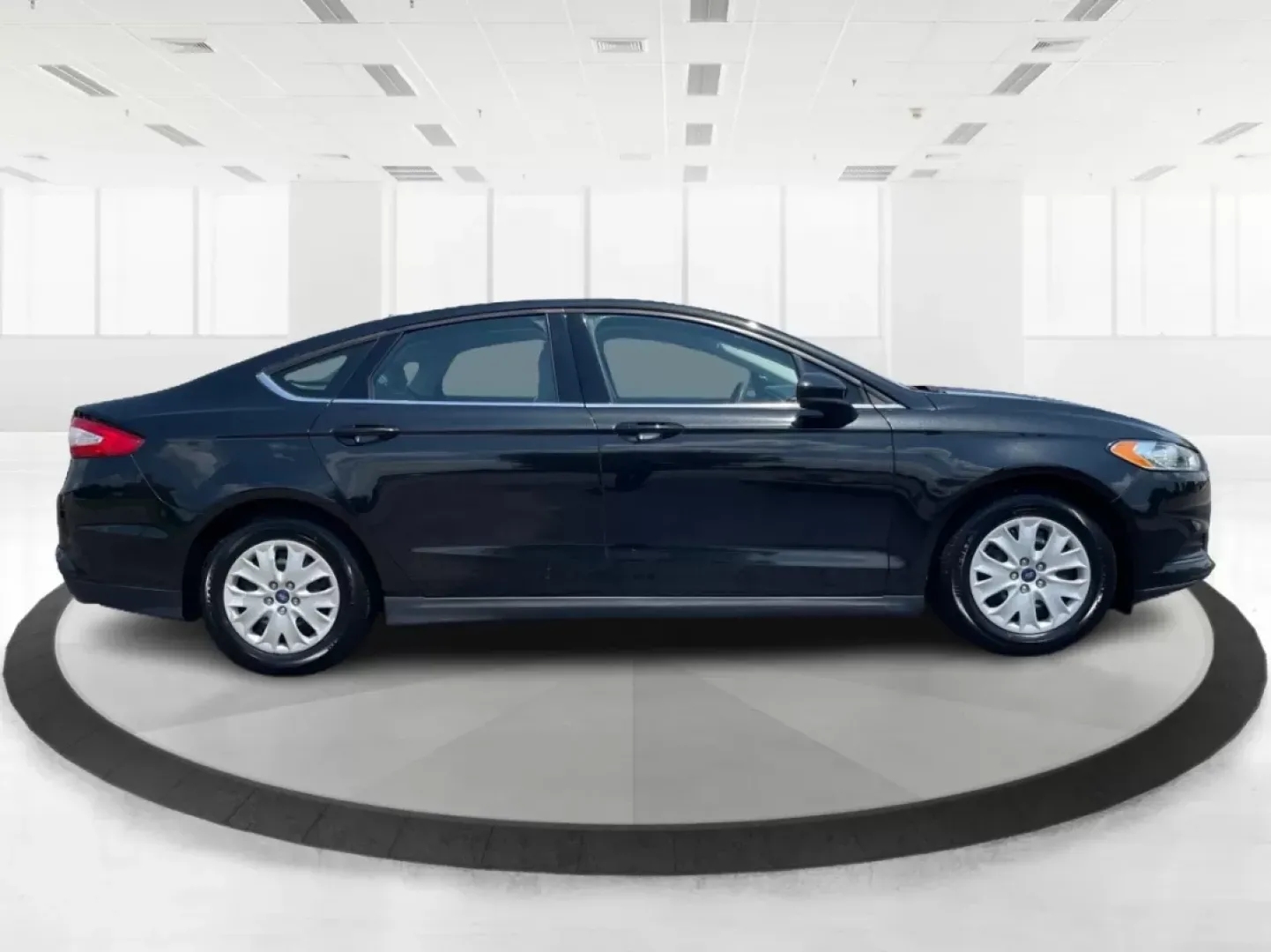 2014 Ford Fusion S (3FA6P0G78ER) with an Duratec 2.5L I-4 DOHC engine, located at 1099 N County Rd 25A, Troy, OH, 45373, (937) 908-9800, 40.057079, -84.212883 - Are you on the hunt for a reliable sedan that fits seamlessly into your everyday life? Look no further than this stunning 2014 Ford Fusion S, available now at Advantage Car and Credit in Fairborn, OH. This vehicle is the perfect choice for budget-conscious buyers or families needing a dependable rid - Photo#1