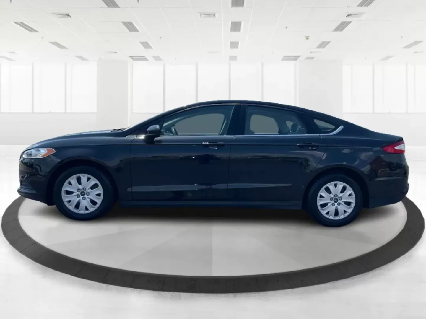 2014 Ford Fusion S (3FA6P0G78ER) with an Duratec 2.5L I-4 DOHC engine, located at 1099 N County Rd 25A, Troy, OH, 45373, (937) 908-9800, 40.057079, -84.212883 - Are you on the hunt for a reliable sedan that fits seamlessly into your everyday life? Look no further than this stunning 2014 Ford Fusion S, available now at Advantage Car and Credit in Fairborn, OH. This vehicle is the perfect choice for budget-conscious buyers or families needing a dependable rid - Photo#5