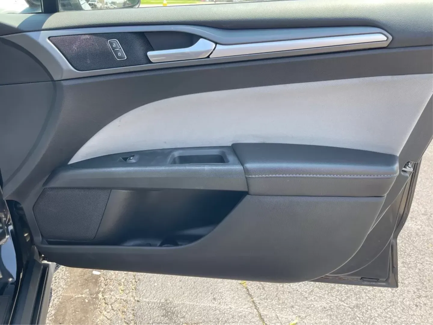 2014 Ford Fusion S (3FA6P0G78ER) with an Duratec 2.5L I-4 DOHC engine, located at 1099 N County Rd 25A, Troy, OH, 45373, (937) 908-9800, 40.057079, -84.212883 - Are you on the hunt for a reliable sedan that fits seamlessly into your everyday life? Look no further than this stunning 2014 Ford Fusion S, available now at Advantage Car and Credit in Fairborn, OH. This vehicle is the perfect choice for budget-conscious buyers or families needing a dependable rid - Photo#18