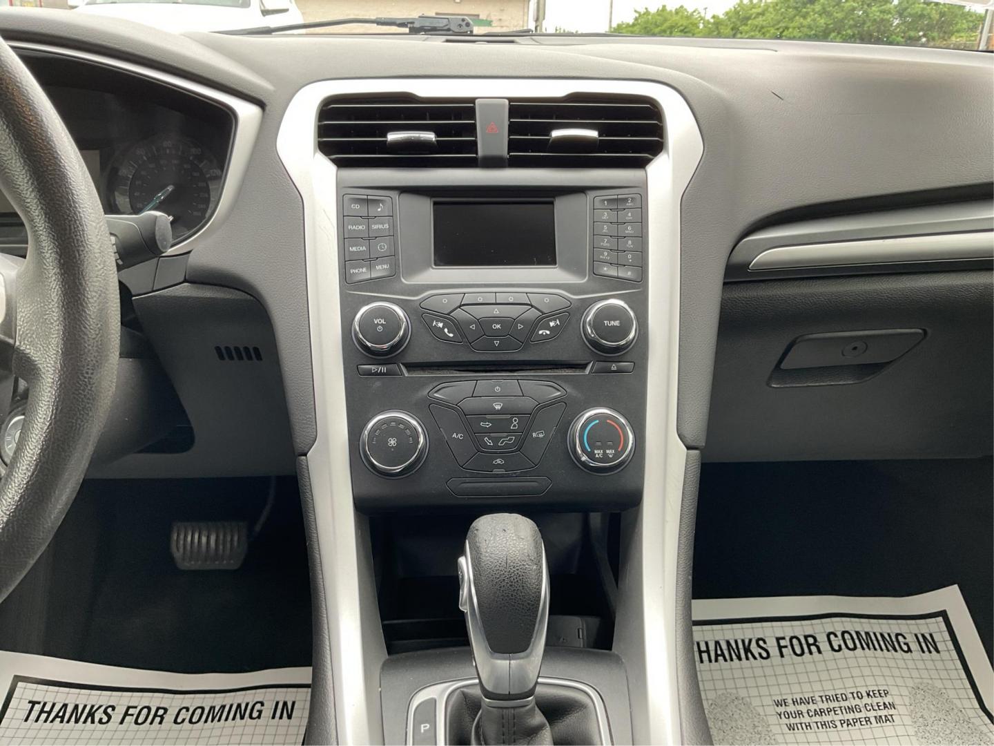 2014 Ford Fusion SE (3FA6P0H78ER) with an Other engine, located at 1184 Kauffman Ave, Fairborn, OH, 45324, (937) 908-9800, 39.807072, -84.030914 - 2014 Ford Fusion SE - Photo#12