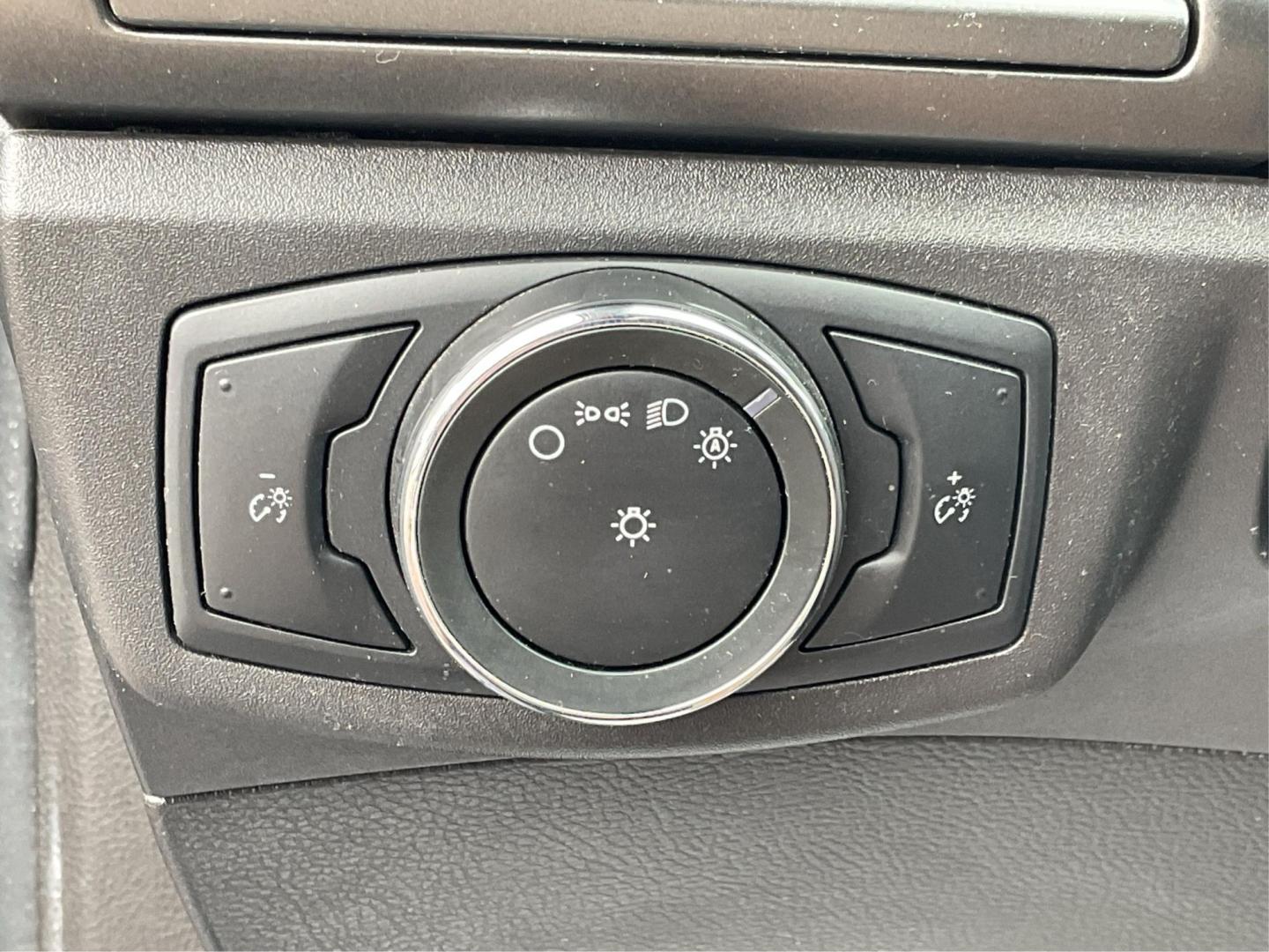 2014 Ford Fusion SE (3FA6P0H78ER) with an Other engine, located at 1184 Kauffman Ave, Fairborn, OH, 45324, (937) 908-9800, 39.807072, -84.030914 - 2014 Ford Fusion SE - Photo#16