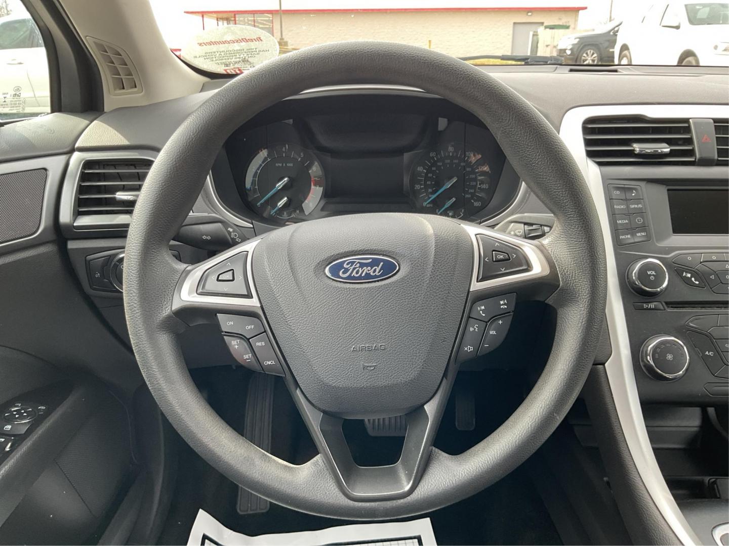 2014 Ford Fusion SE (3FA6P0H79ER) with an Duratec 2.5L I-4 DOHC engine, located at 1951 S Dayton Lakeview Rd., New Carlisle, OH, 45344, (937) 908-9800, 39.890999, -84.050255 - 2014 Ford Fusion SE - Photo#15