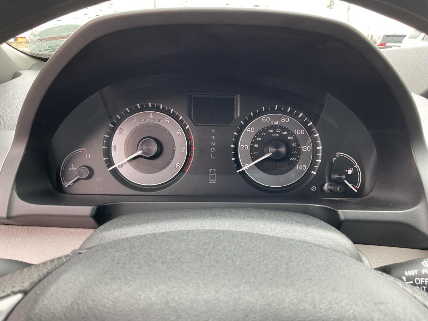 2014 Honda Odyssey LX (5FNRL5H23EB) with an 3.5L V-6 i-VTEC variable valve control engine, located at 1230 East Main St, Xenia, OH, 45385, (937) 908-9800, 39.688026, -83.910172 - 2014 Honda Odyssey LX - Photo#14