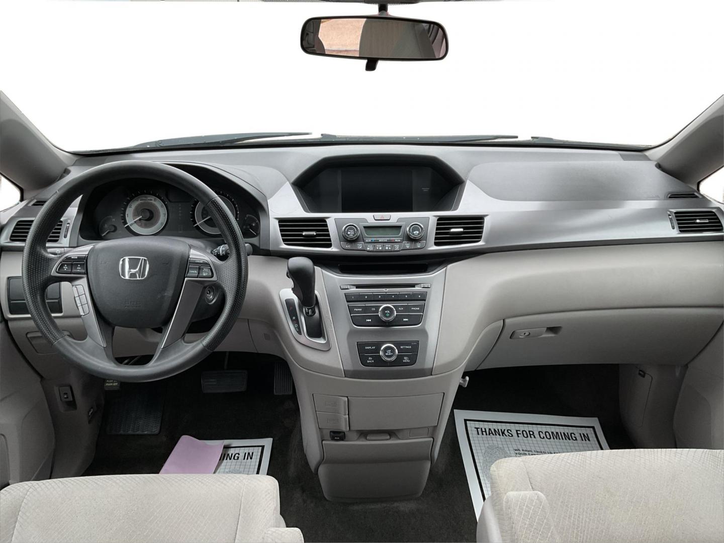 2014 Honda Odyssey LX (5FNRL5H23EB) with an 3.5L V-6 i-VTEC variable valve control engine, located at 1230 East Main St, Xenia, OH, 45385, (937) 908-9800, 39.688026, -83.910172 - 2014 Honda Odyssey LX - Photo#19