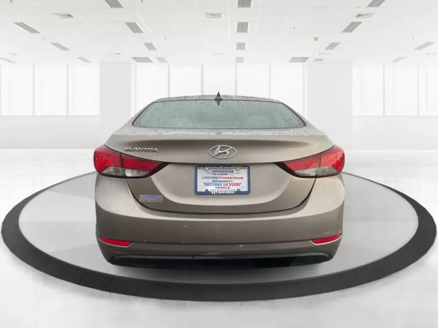 2014 Hyundai Elantra SE (5NPDH4AE2EH) with an Nu 1.8L I-4 DOHC engine, located at 1951 S Dayton Lakeview Rd., New Carlisle, OH, 45344, (937) 908-9800, 39.890999, -84.050255 - 2014 Hyundai Elantra SE - Photo#3