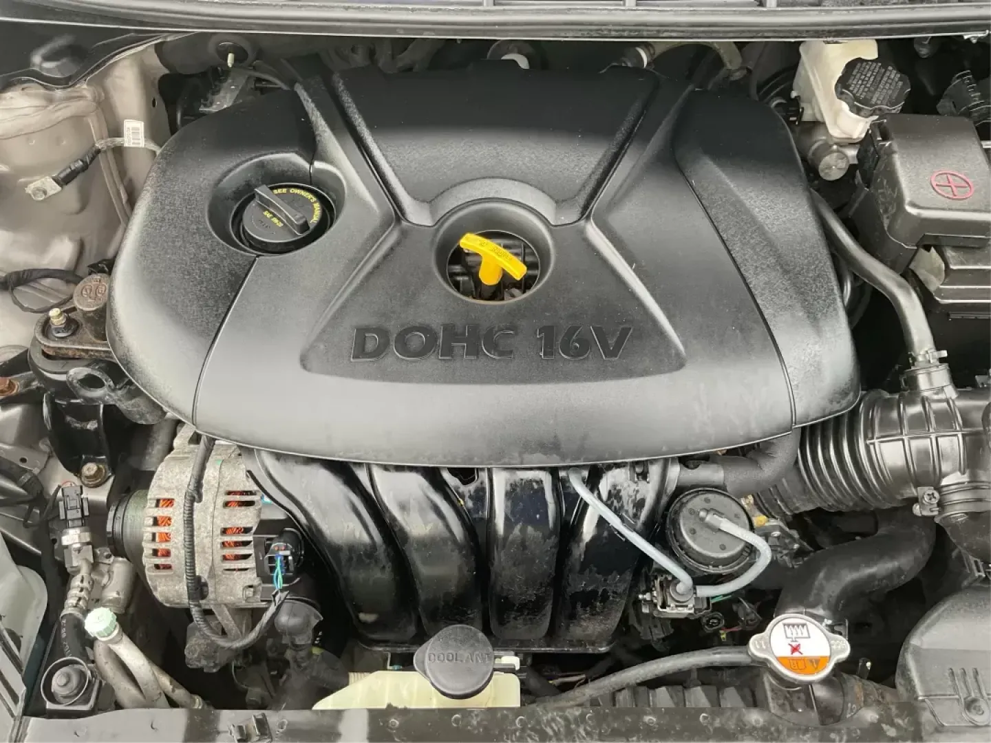 2014 Hyundai Elantra SE (5NPDH4AE2EH) with an Nu 1.8L I-4 DOHC engine, located at 1951 S Dayton Lakeview Rd., New Carlisle, OH, 45344, (937) 908-9800, 39.890999, -84.050255 - 2014 Hyundai Elantra SE - Photo#10