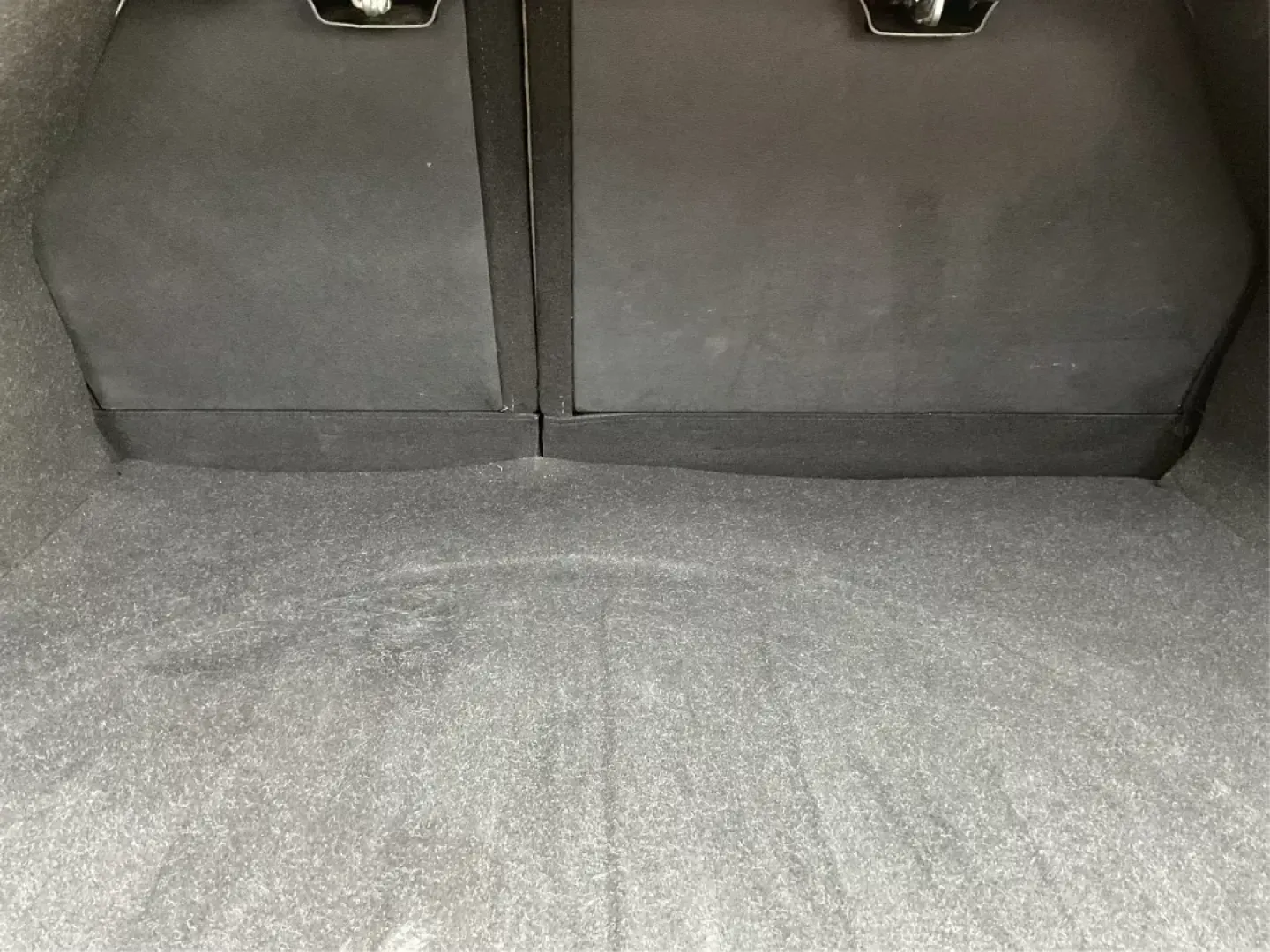 2014 Hyundai Elantra SE (5NPDH4AE2EH) with an Nu 1.8L I-4 DOHC engine, located at 1951 S Dayton Lakeview Rd., New Carlisle, OH, 45344, (937) 908-9800, 39.890999, -84.050255 - 2014 Hyundai Elantra SE - Photo#11