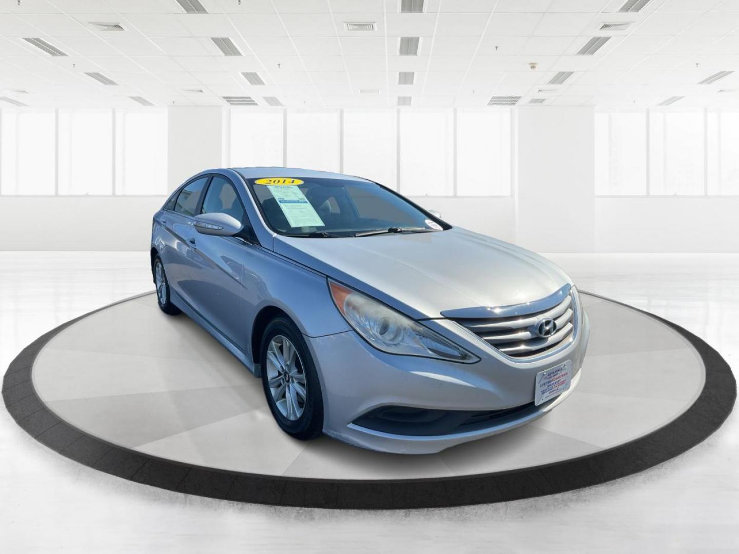 2014 Hyundai Sonata GLS (5NPEB4AC4EH) with an 2.4L I-4 gasoline direct injection engine, located at 4508 South Dixie Dr, Moraine, OH, 45439, (937) 908-9800, 39.689976, -84.218452 - 2014 Hyundai Sonata GLS - Photo#0