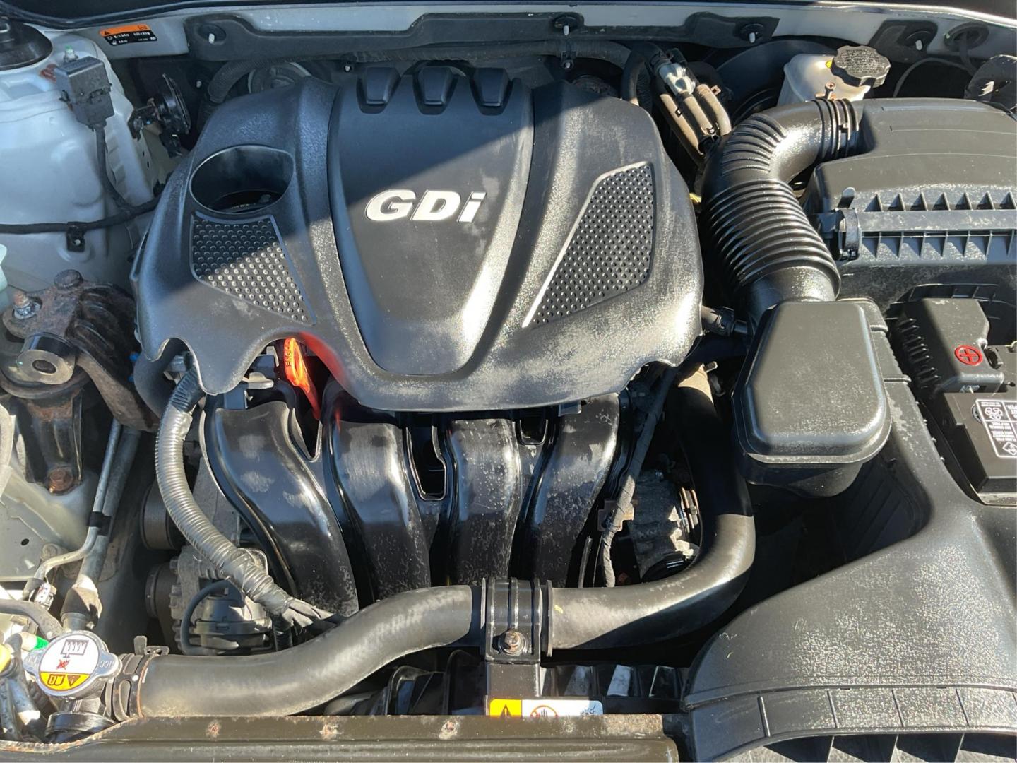 2014 Hyundai Sonata GLS (5NPEB4AC4EH) with an 2.4L I-4 gasoline direct injection engine, located at 4508 South Dixie Dr, Moraine, OH, 45439, (937) 908-9800, 39.689976, -84.218452 - 2014 Hyundai Sonata GLS - Photo#10
