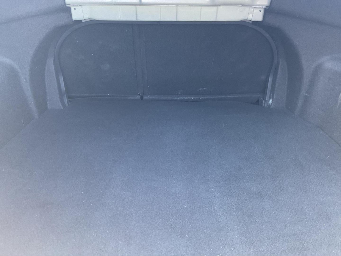 2014 Hyundai Sonata GLS (5NPEB4AC4EH) with an 2.4L I-4 gasoline direct injection engine, located at 4508 South Dixie Dr, Moraine, OH, 45439, (937) 908-9800, 39.689976, -84.218452 - 2014 Hyundai Sonata GLS - Photo#11