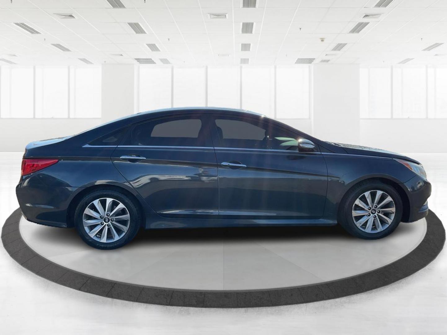 2014 Hyundai Sonata Limited 2.0T (5NPEC4AB6EH) with an 2L I-4 gasoline direct injection engine, located at 8750 N County Rd 25A, Piqua, OH, 45356, (937) 908-9800, 40.164391, -84.232513 - 2014 Hyundai Sonata Limited 2.0T - Photo#1