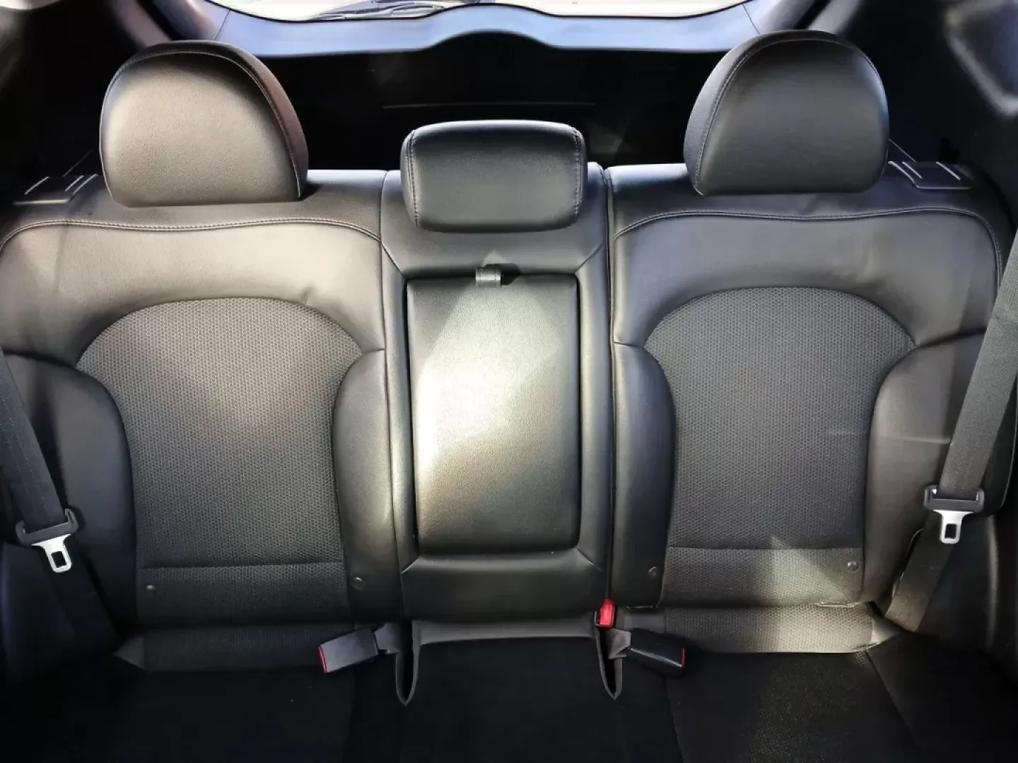 2014 Hyundai Tucson GLS AWD (KM8JUCAG3EU) with an 2.4L L4 DOHC 16V engine, 6-Speed Automatic transmission, located at 1184 Kauffman Ave, Fairborn, OH, 45324, (937) 908-9800, 39.807072, -84.030914 - **Explore the Great Outdoors with the 2014 Hyundai Tucson GLS AWD! Perfect for Weekend Adventures!**<br /> <br /> If you're ready to embrace life's adventures, the 2014 Hyundai Tucson GLS AWD is the SUV you need. Whether you're planning a weekend camping trip, daily commutes around Fairborn, or shut - Photo#14
