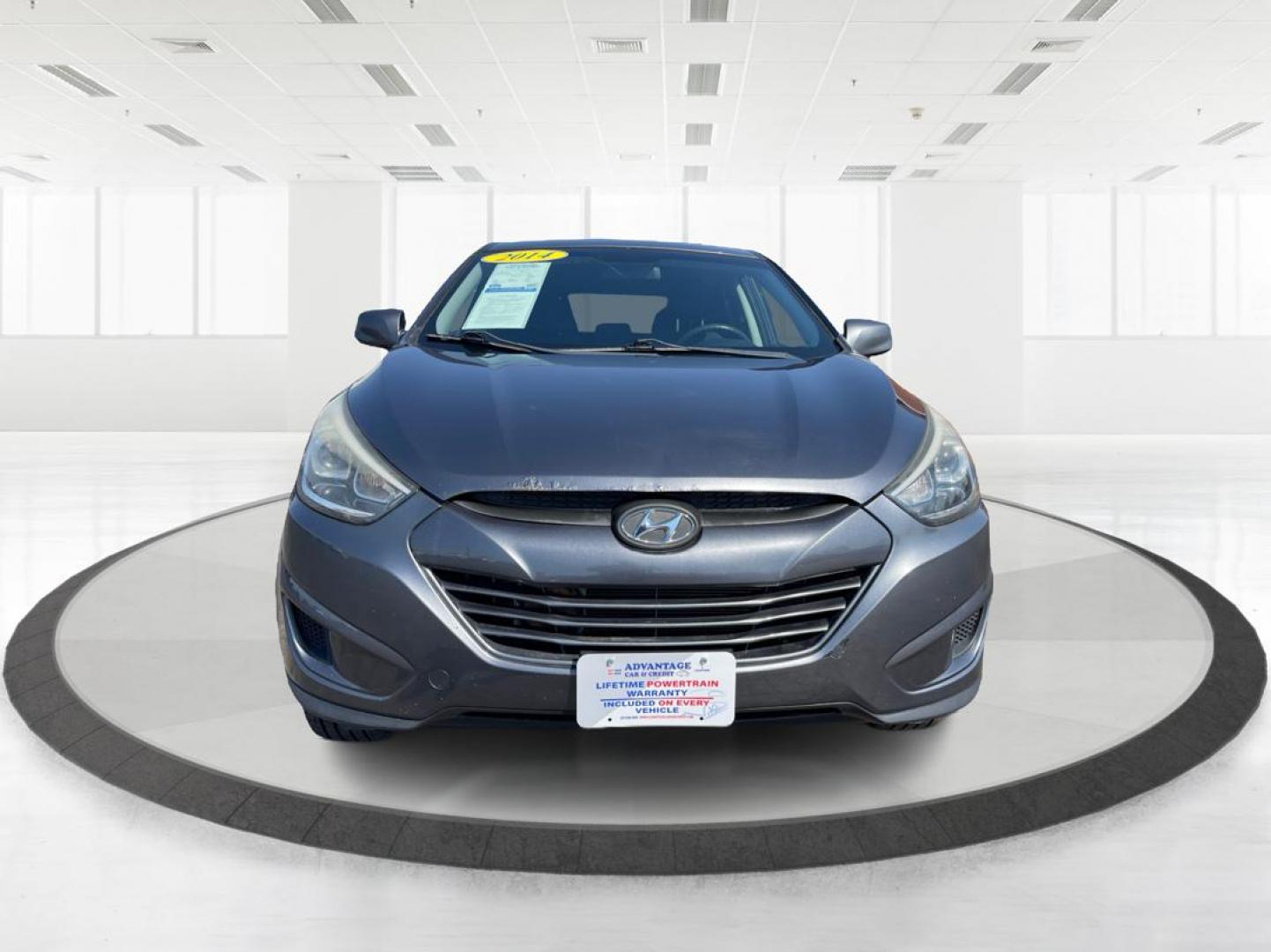 2014 Hyundai Tucson GLS (KM8JTCAF5EU) with an Nu 2L I-4 gasoline direct injection engine, located at 4508 South Dixie Dr, Moraine, OH, 45439, (937) 908-9800, 39.689976, -84.218452 - 2014 Hyundai Tucson GLS - Photo#6