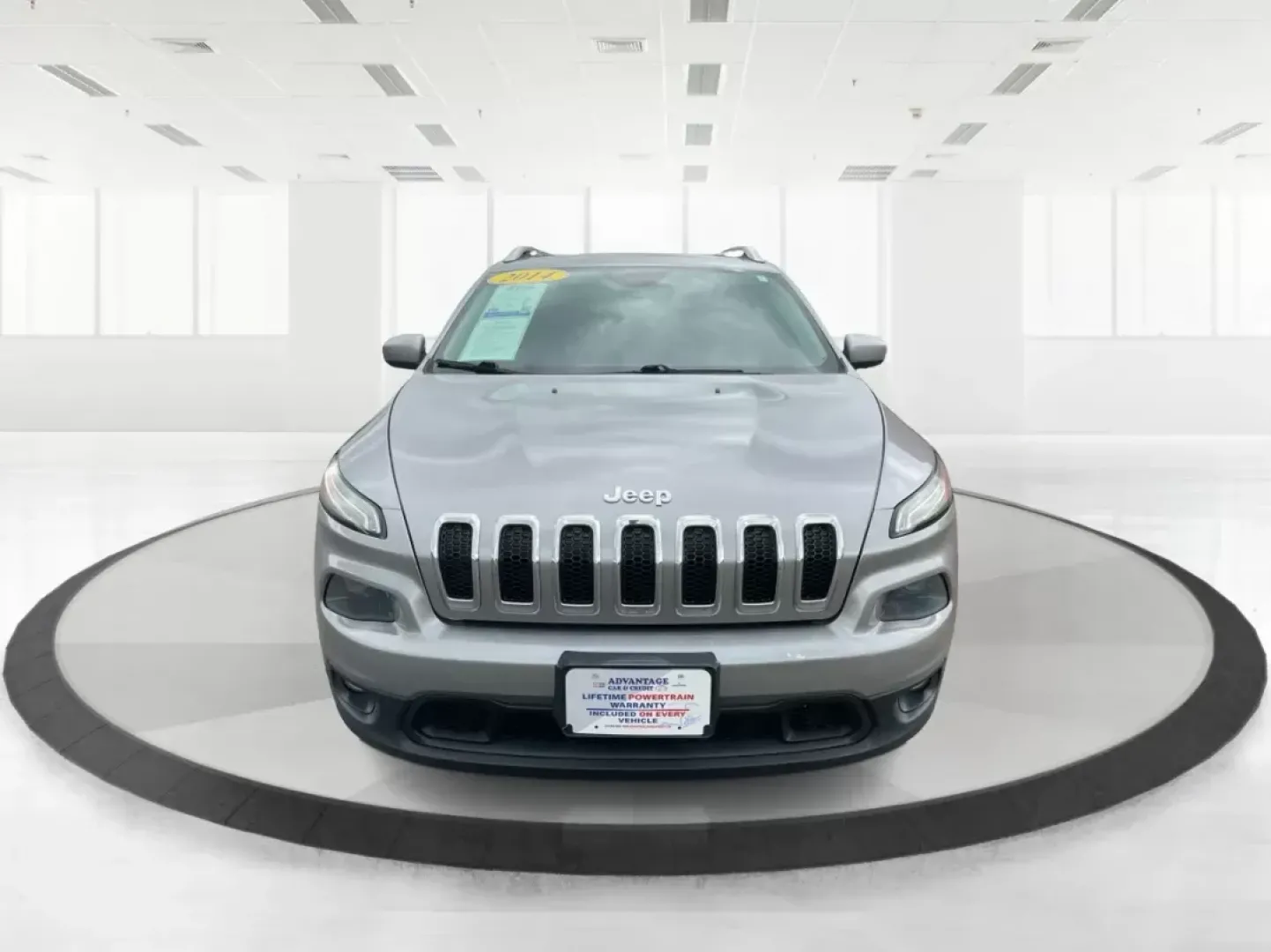 2014 Jeep Cherokee Latitude (1C4PJLCB4EW) with an Other engine, located at 1951 S Dayton Lakeview Rd., New Carlisle, OH, 45344, (937) 908-9800, 39.890999, -84.050255 - 2014 Jeep Cherokee Latitude - Photo#5