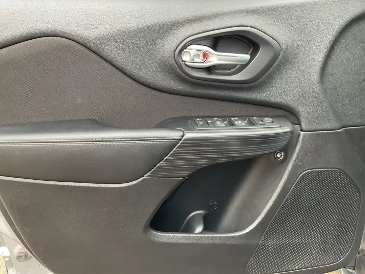 2014 Jeep Cherokee Latitude (1C4PJLCB4EW) with an Other engine, located at 1951 S Dayton Lakeview Rd., New Carlisle, OH, 45344, (937) 908-9800, 39.890999, -84.050255 - 2014 Jeep Cherokee Latitude - Photo#16