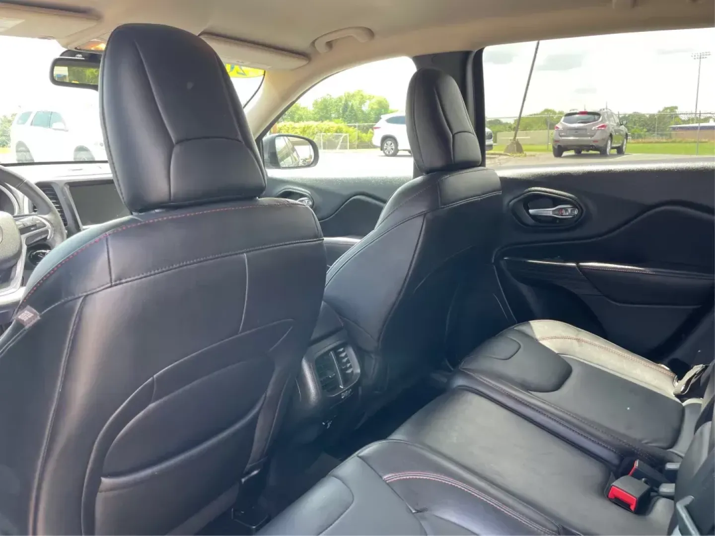 2014 Jeep Cherokee Trailhawk (1C4PJMBS6EW) with an Other engine, located at 1184 Kauffman Ave, Fairborn, OH, 45324, (937) 908-9800, 39.807072, -84.030914 - **Adventure Awaits with the 2014 Jeep Cherokee Trailhawk! Perfect for Weekend Getaways and Daily Commutes!**<br /> <br /> Are you ready to elevate your driving experience? The 2014 Jeep Cherokee Trailhawk is the quintessential vehicle for those who crave adventure, whether it's a road trip to the sc - Photo#9