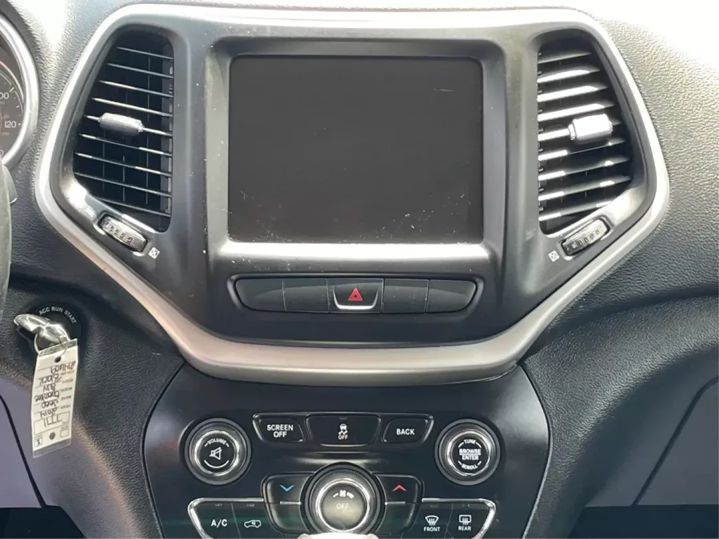 2014 Jeep Cherokee Trailhawk (1C4PJMBS6EW) with an Other engine, located at 1184 Kauffman Ave, Fairborn, OH, 45324, (937) 908-9800, 39.807072, -84.030914 - **Adventure Awaits with the 2014 Jeep Cherokee Trailhawk! Perfect for Weekend Getaways and Daily Commutes!**<br /> <br /> Are you ready to elevate your driving experience? The 2014 Jeep Cherokee Trailhawk is the quintessential vehicle for those who crave adventure, whether it's a road trip to the sc - Photo#12