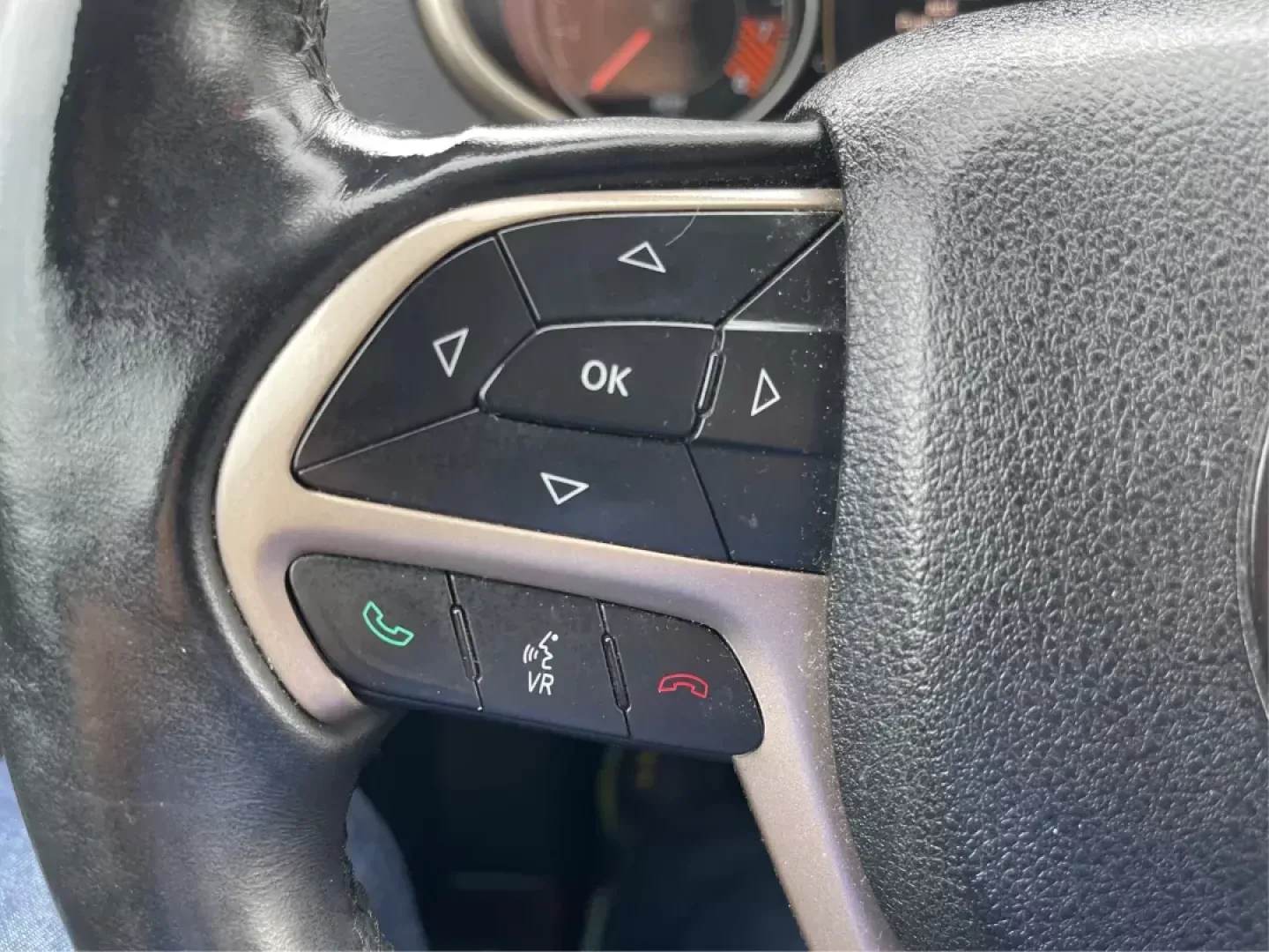 2014 Jeep Cherokee Latitude (1C4PJMCS3EW) with an Other engine, located at 1230 East Main St, Xenia, OH, 45385, (937) 908-9800, 39.688026, -83.910172 - **Unleash Your Adventurous Spirit with the 2014 Jeep Cherokee Latitude!**<br /> <br /> If you're looking for a vehicle that can keep up with your active lifestyle while accommodating family and friends, look no further than this stunning 2014 Jeep Cherokee Latitude. With its rugged capability and ve - Photo#14