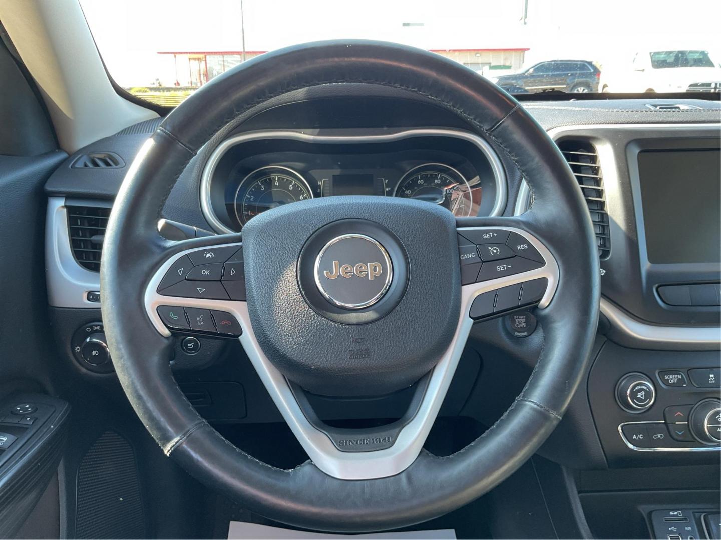 2014 Jeep Cherokee Latitude (1C4PJLCS8EW) with an MultiAir2 Tigershark 2.4L I-4 variable valve contr engine, located at 8750 N County Rd 25A, Piqua, OH, 45356, (937) 908-9800, 40.164391, -84.232513 - 2014 Jeep Cherokee Latitude - Photo#15
