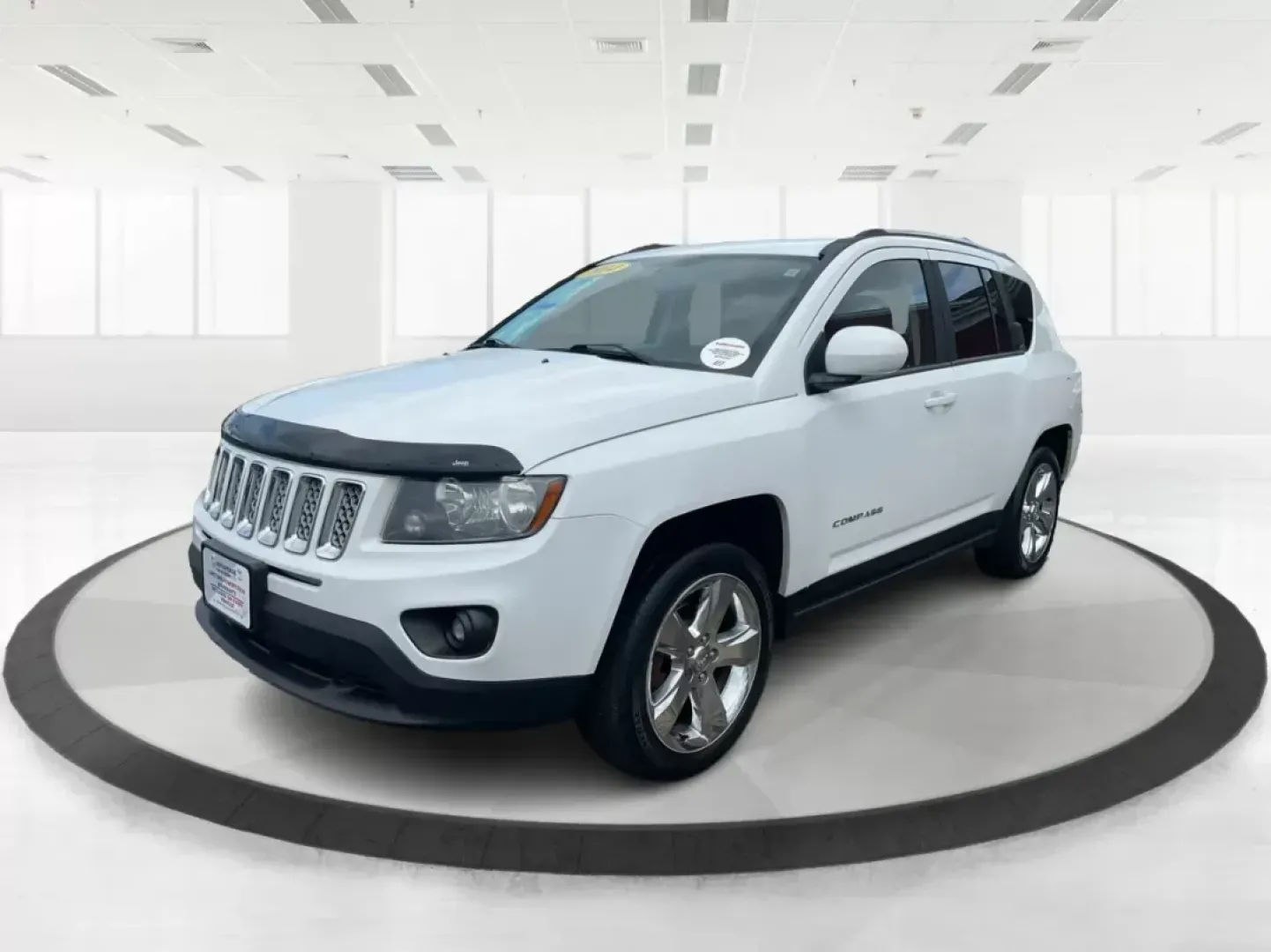 2014 Jeep Compass Latitude (1C4NJDEB0ED) with an 2.4L I-4 DOHC engine, located at 8750 N County Rd 25A, Piqua, OH, 45356, (937) 908-9800, 40.164391, -84.232513 - **Adventure Awaits: Discover the 2014 Jeep Compass Latitude at Advantage Car and Credit in Fairborn, OH!**<br /> <br /> Are you ready to elevate your lifestyle and embrace new adventures? Whether you're planning a family getaway, commuting to work, or exploring the scenic roads of Fairborn, this exc - Photo#7
