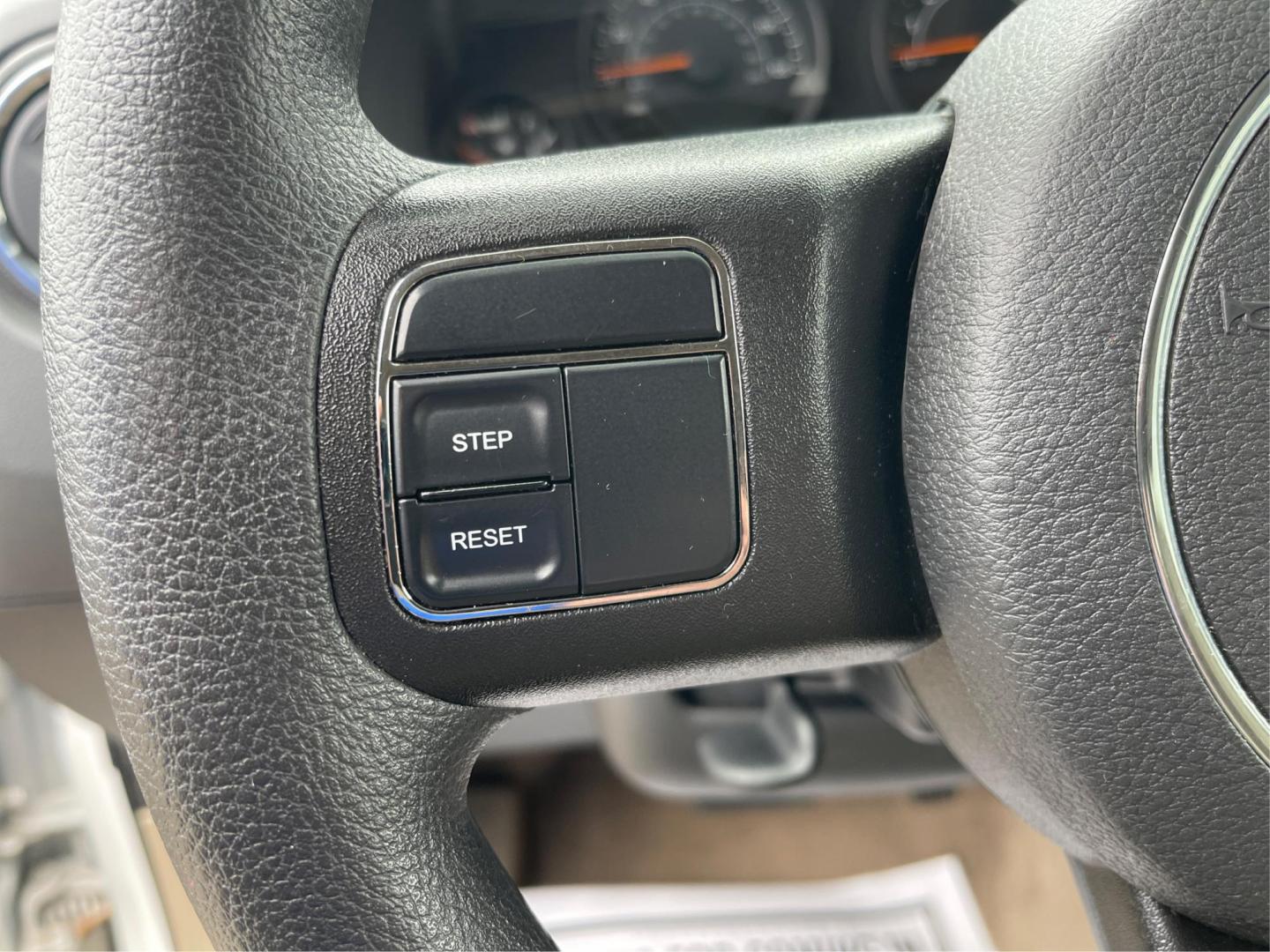 2014 Bright White Clearcoat Jeep Compass Sport FWD (1C4NJCBA9ED) with an 2.0L L4 DOHC 16V engine, located at 8750 N County Rd 25A, Piqua, OH, 45356, (937) 908-9800, 40.164391, -84.232513 - 2014 Jeep Compass Sport FWD - Photo#14