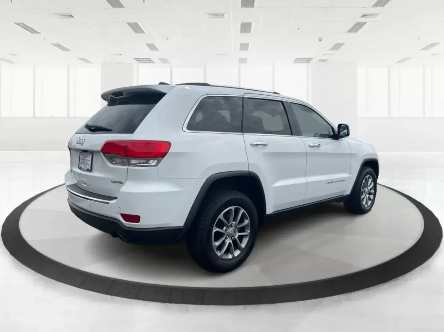 2014 Jeep Grand Cherokee Limited (1C4RJFBG4EC) with an Other engine, located at 401 Woodman Dr, Riverside, OH, 45431, (937) 908-9800, 39.760899, -84.123421 - 2014 Jeep Grand Cherokee Limited - Photo#2