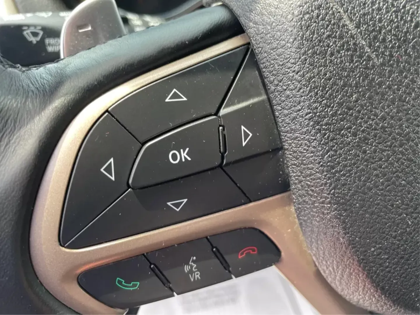 2014 Jeep Grand Cherokee Laredo (1C4RJFAGXEC) with an 3.6L V-6 DOHC engine, located at 1184 Kauffman Ave, Fairborn, OH, 45324, (937) 908-9800, 39.807072, -84.030914 - **Explore the Great Outdoors with the 2014 Jeep Grand Cherokee Laredo Perfect for Adventurous Souls!**<br /> <br /> Are you ready to elevate your travel experience? The 2014 Jeep Grand Cherokee Laredo is not just a vehicle; it's your ticket to adventure. Ideal for families seeking weekend getaways, - Photo#15
