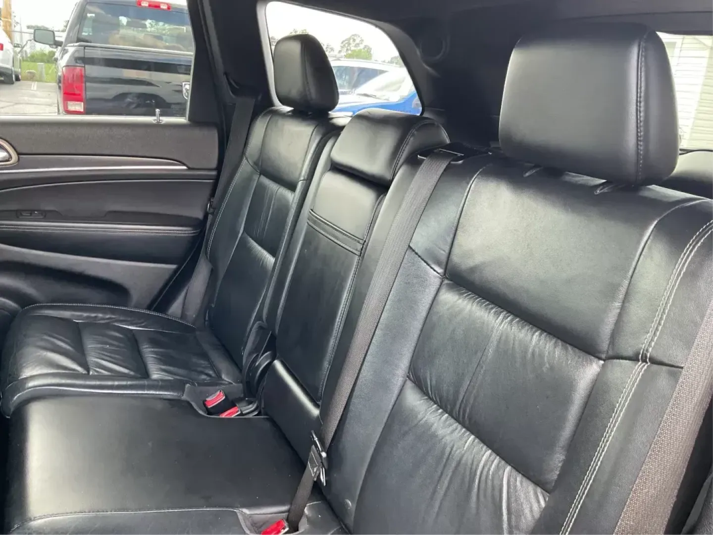 2014 Jeep Grand Cherokee Limited (1C4RJFBGXEC) with an Other engine, located at 1099 N County Rd 25A, Troy, OH, 45373, (937) 908-9800, 40.057079, -84.212883 - **Adventure Awaits with the 2014 Jeep Grand Cherokee Limited Your Ideal SUV for Family Road Trips or Weekend Getaways!**<br /> <br /> Are you searching for a versatile SUV that can handle both daily commutes and adventurous weekends? Look no further! The 2014 Jeep Grand Cherokee Limited, available - Photo#9