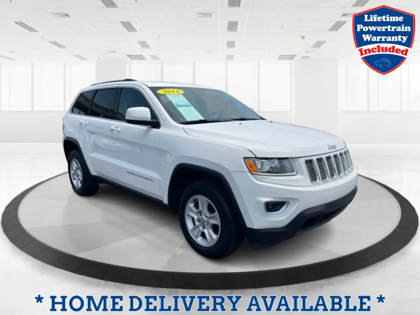 2014 Jeep Grand Cherokee Laredo (1C4RJFAGXEC) with an 3.6L V-6 DOHC engine, located at 1184 Kauffman Ave, Fairborn, OH, 45324, (937) 908-9800, 39.807072, -84.030914 - Are you ready to elevate your daily drive and weekend adventures? Look no further than Advantage Car and Credit in Fairborn, OH, where we specialize in offering reliable vehicles tailored to your lifestyle. Our featured vehicle, a 2014 Jeep Grand Cherokee Laredo, is perfect for anyone seeking a blen - Photo#0