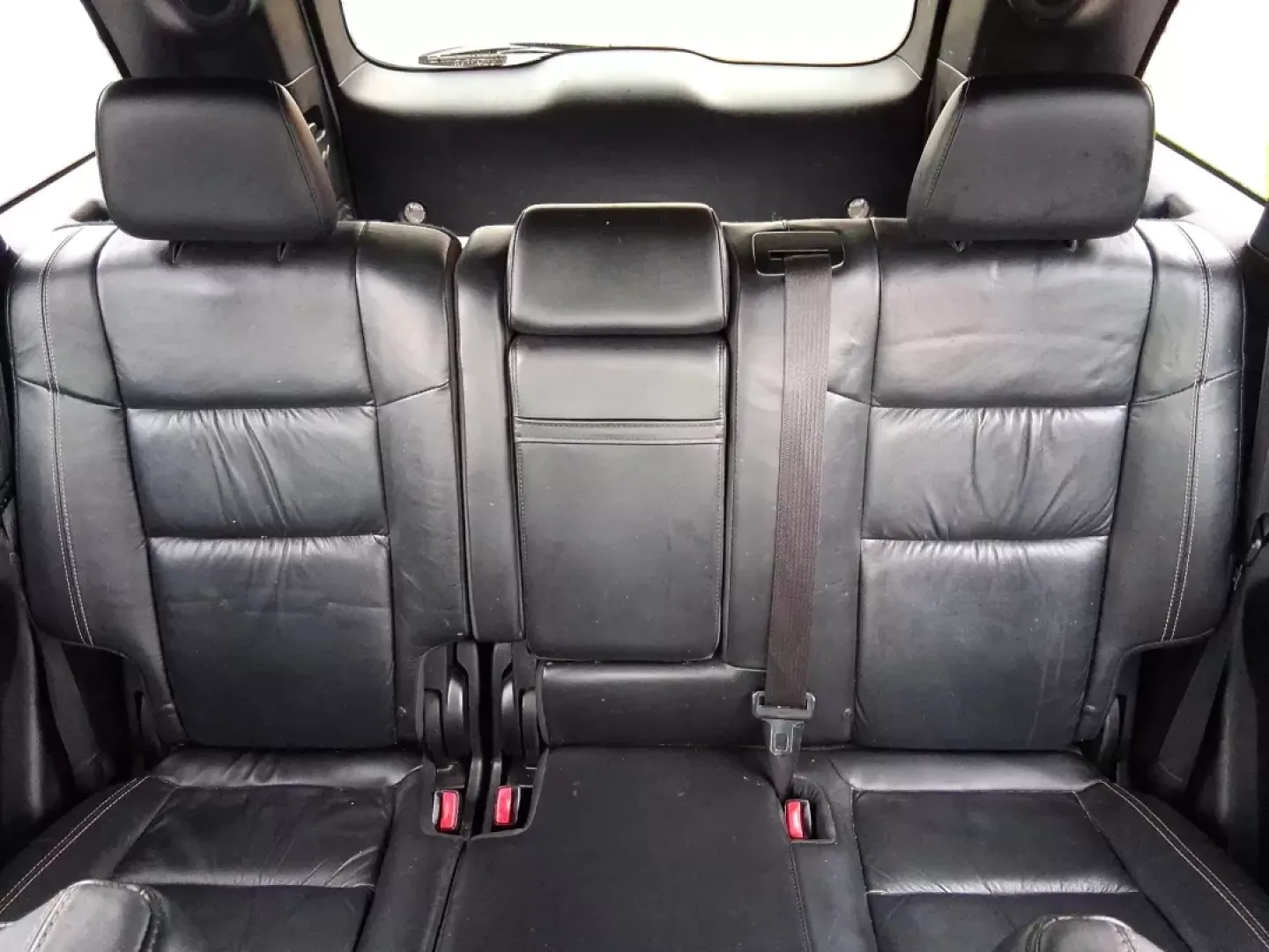 2014 Jeep Grand Cherokee Limited (1C4RJEBG2EC) with an Other engine, located at 8750 N County Rd 25A, Piqua, OH, 45356, (937) 908-9800, 40.164391, -84.232513 - **Unleash Adventure with the 2014 Jeep Grand Cherokee Limited at Advantage Car and Credit - Piqua!**<br /> <br /> Are you ready to elevate your driving experience? The 2014 Jeep Grand Cherokee Limited is the perfect vehicle for those who crave both adventure and comfort. Whether you're taking the fa - Photo#14
