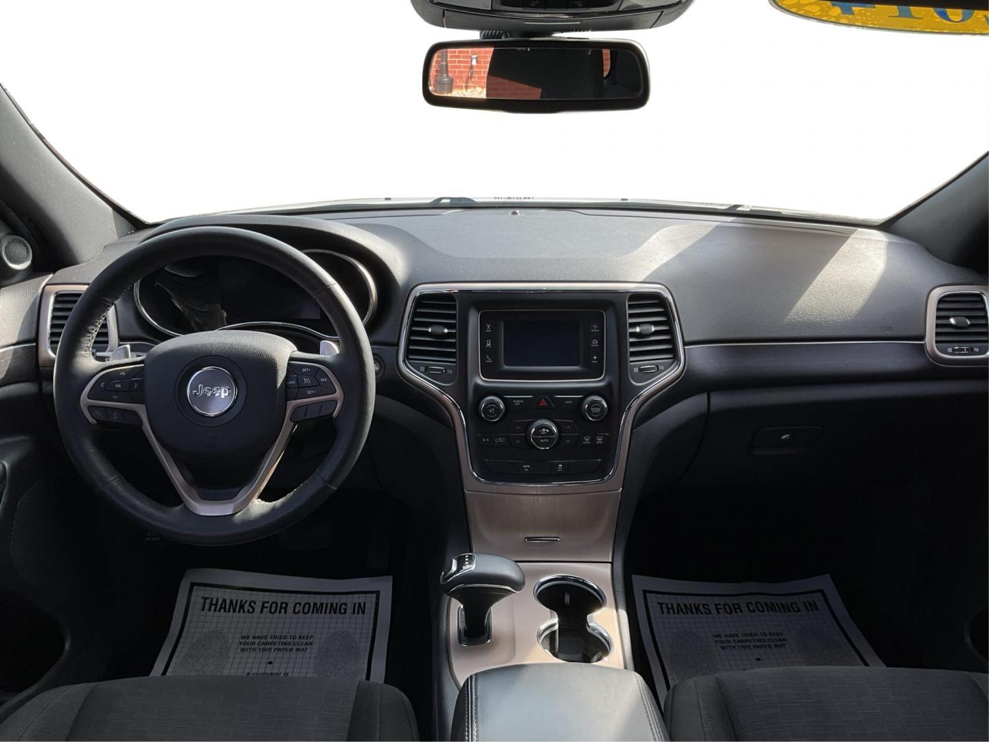 2014 Jeep Grand Cherokee Laredo (1C4RJFAGXEC) with an 3.6L V-6 DOHC engine, located at 1951 S Dayton Lakeview Rd., New Carlisle, OH, 45344, (937) 908-9800, 39.890999, -84.050255 - 2014 Jeep Grand Cherokee Laredo - Photo#20