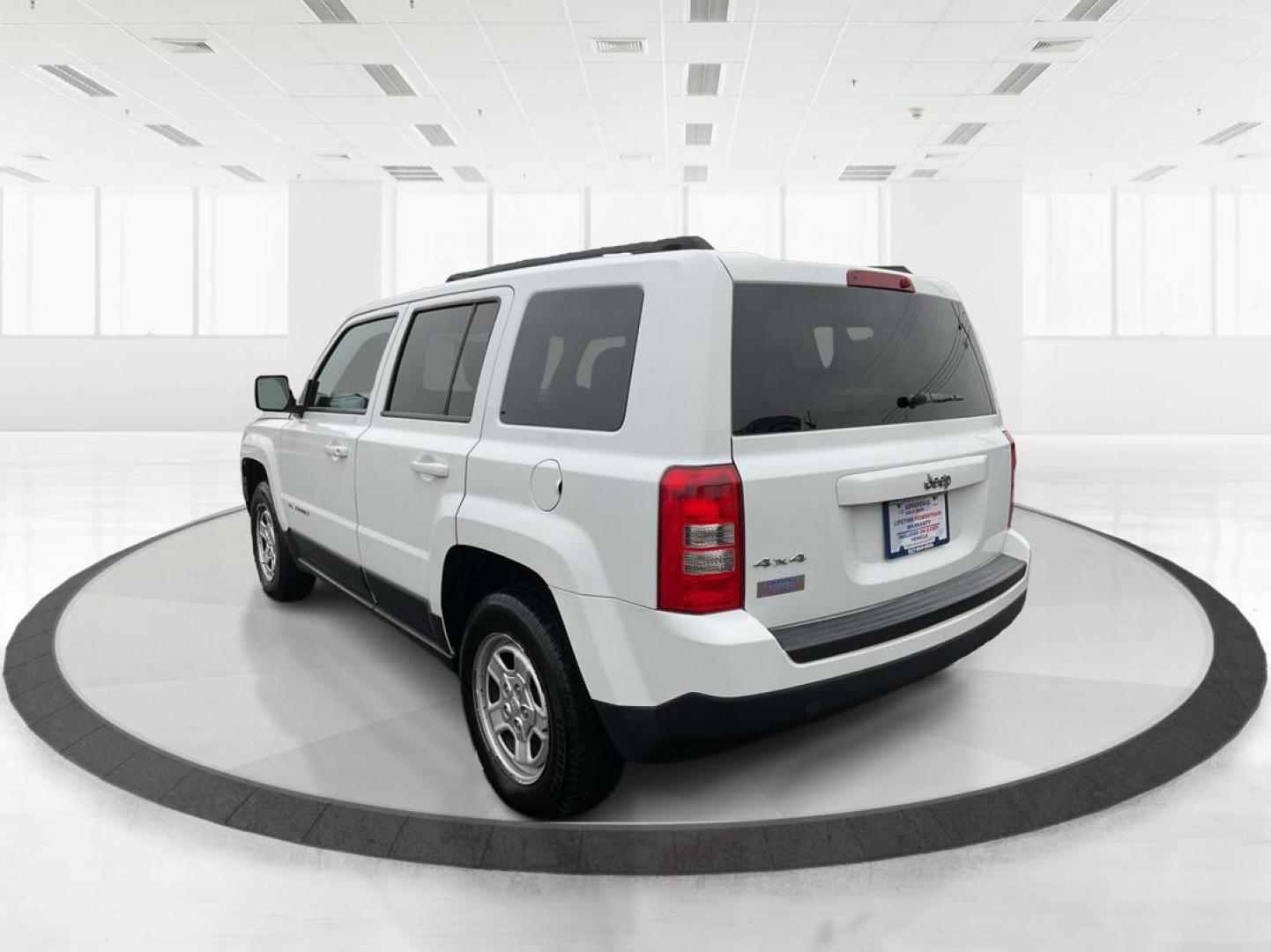 2014 Jeep Patriot Sport (1C4NJRBB0ED) with an Other engine, located at 1099 N County Rd 25A, Troy, OH, 45373, (937) 908-9800, 40.057079, -84.212883 - 2014 Jeep Patriot Sport - Photo#4