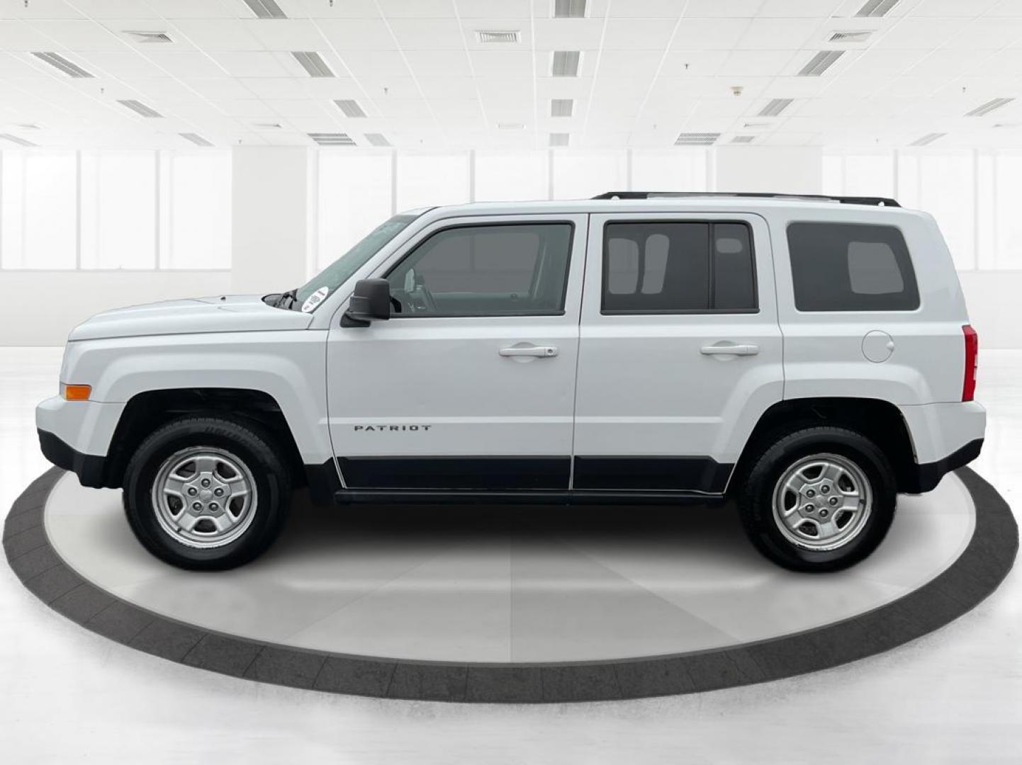 2014 Jeep Patriot Sport (1C4NJRBB0ED) with an Other engine, located at 1099 N County Rd 25A, Troy, OH, 45373, (937) 908-9800, 40.057079, -84.212883 - 2014 Jeep Patriot Sport - Photo#5