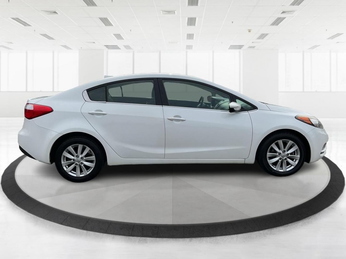 2014 Kia Forte EX (KNAFX4A81E5) with an 2L I-4 gasoline direct injection engine, located at 1099 N County Rd 25A, Troy, OH, 45373, (937) 908-9800, 40.057079, -84.212883 - 2014 Kia Forte EX - Photo#1