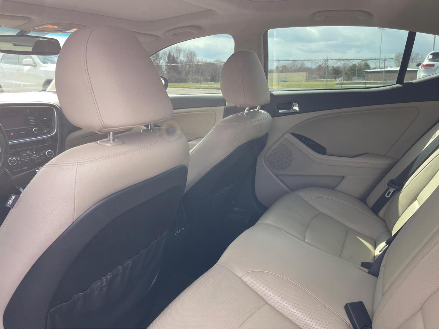 2014 Kia Optima EX (5XXGN4A70EG) with an Theta II 2.4L I-4 gasoline direct injection engine, located at 1184 Kauffman Ave, Fairborn, OH, 45324, (937) 908-9800, 39.807072, -84.030914 - 2014 Kia Optima EX - Photo#9