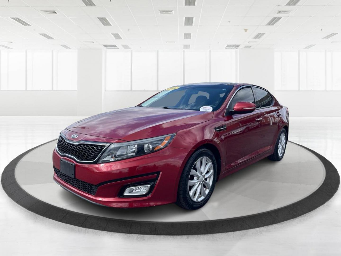 2014 Kia Optima EX (5XXGN4A70EG) with an Theta II 2.4L I-4 gasoline direct injection engine, located at 1184 Kauffman Ave, Fairborn, OH, 45324, (937) 908-9800, 39.807072, -84.030914 - 2014 Kia Optima EX - Photo#7